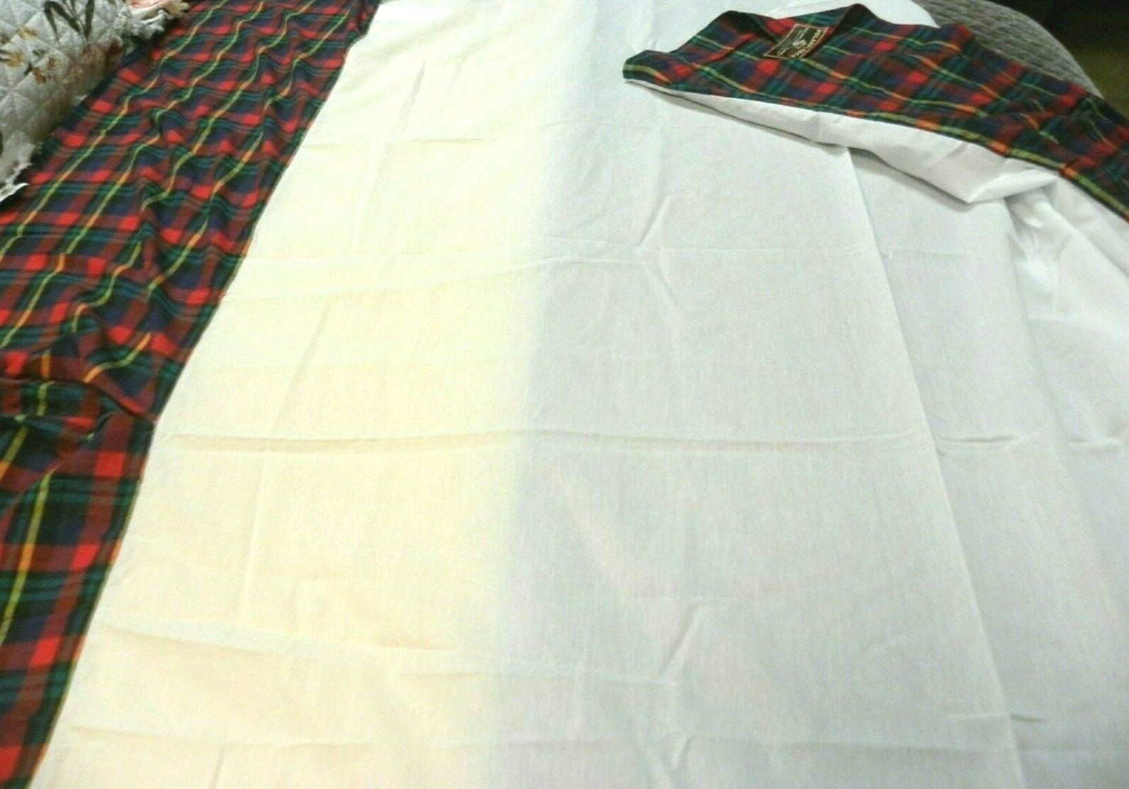 NWT POLARFLEECE Plus Flannel Bed Skirt Red-Multicolor Plaid Full Flaw