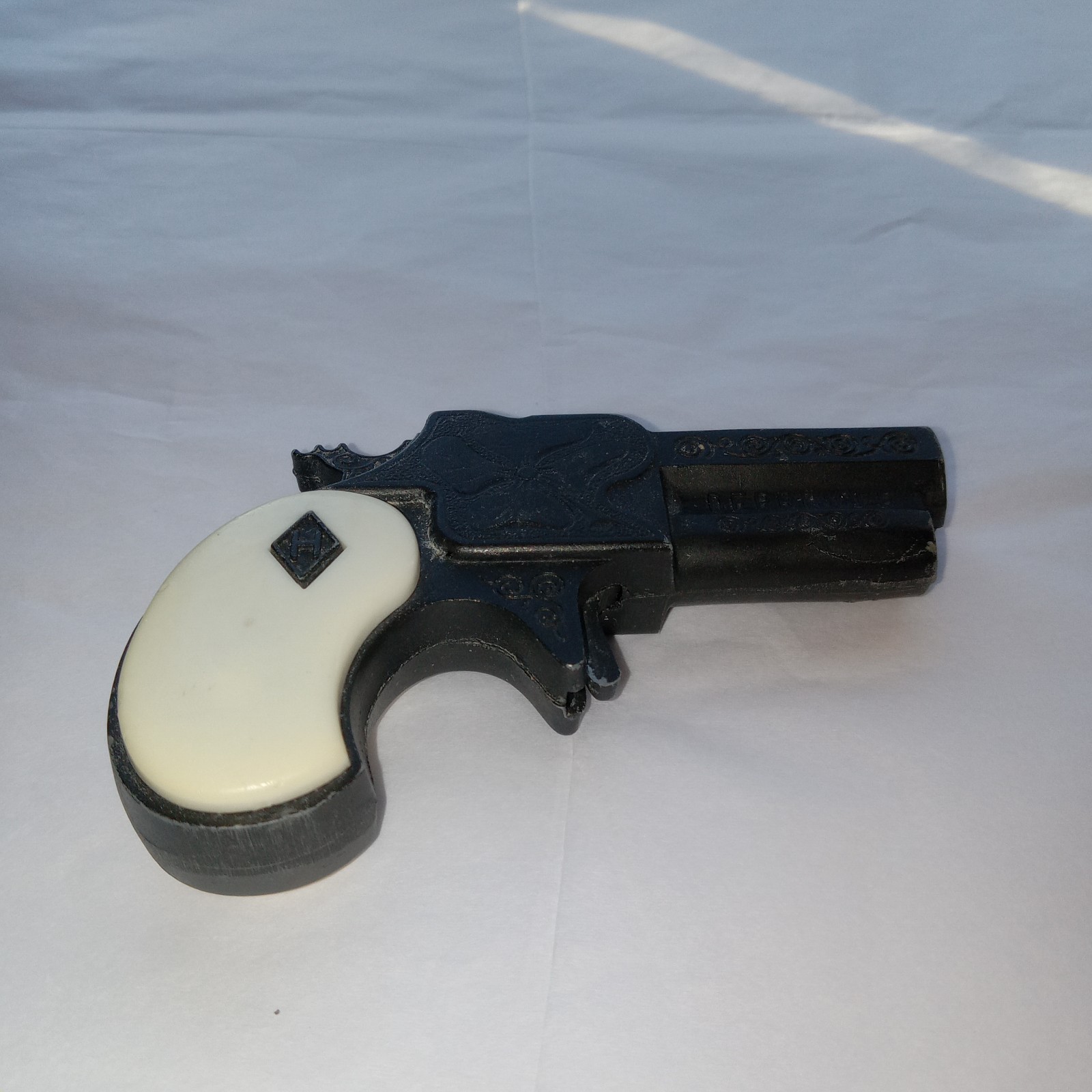 Vintage Hubley Derringer Cap Gun Toy