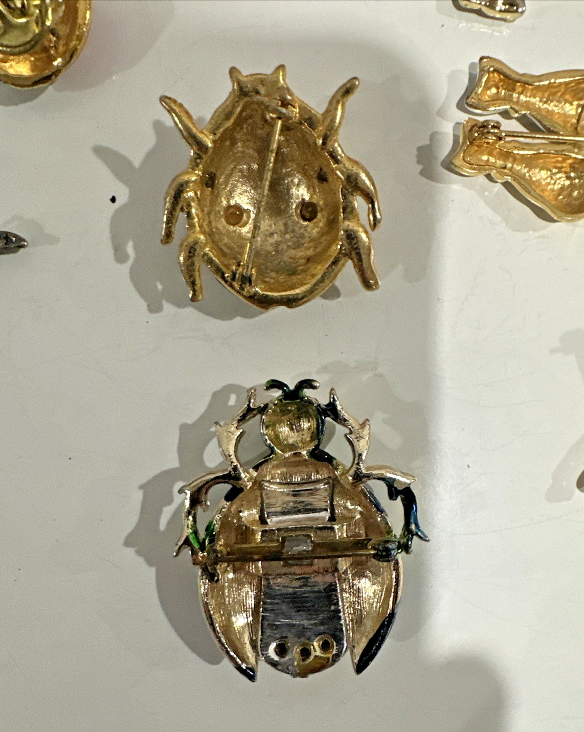 LOT Animals, Insect, person, Brooches, Hair claps 18 pc AAi,Avon, AK, Napier