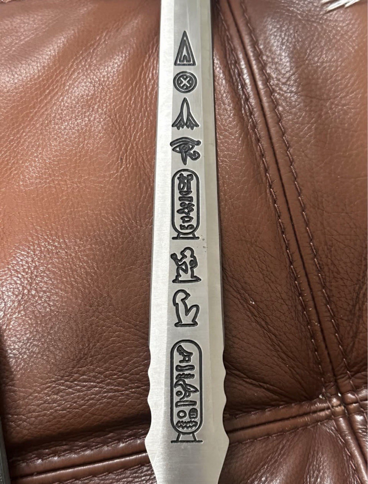 CLEOPATRA DAGGER SET w/LEATHER SHEATHE. Blade etched W/EGYPTIAN HEIROGLYPHICS