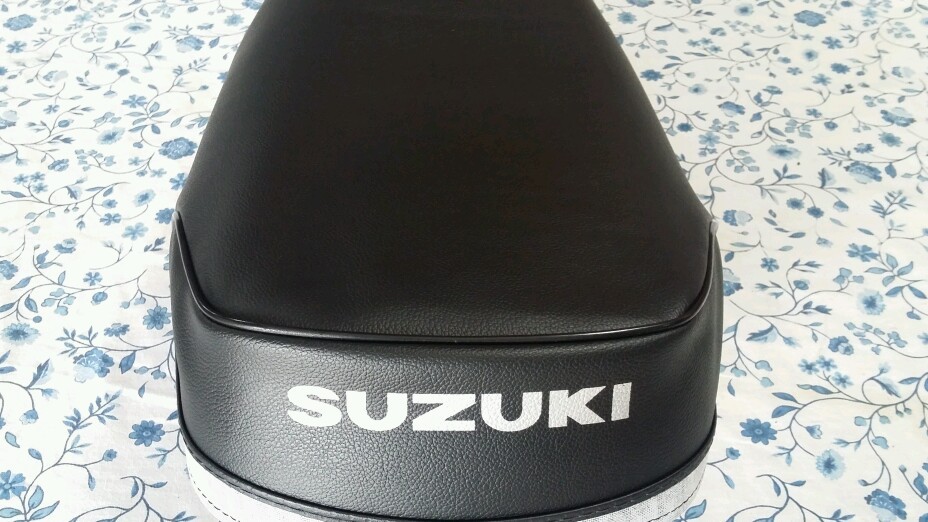 SUZUKI TS100 TS125 SEAT COVER 1973 TO 1976 MODEL Seat Cover +strap (S67)