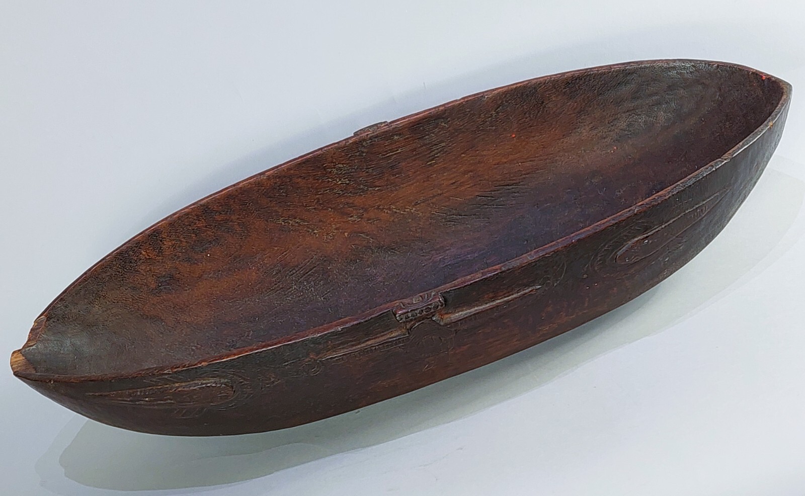 NEW GUINEA TAMI ISLAND, SIASSI, IRON WOOD BOWL
