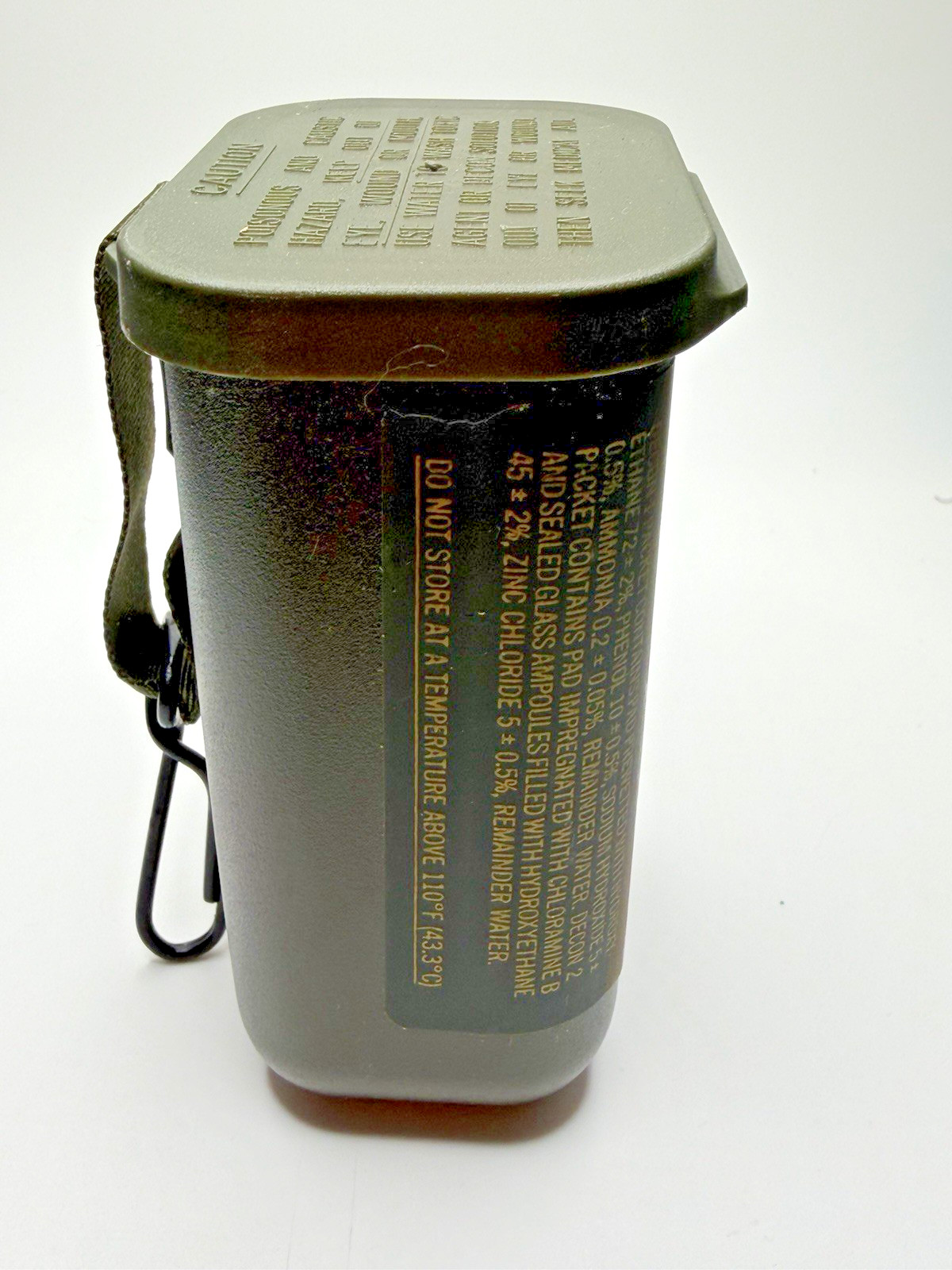 US GI Military Decon. Kit 1983 M258A1 Includes 6 Packaged Wipes