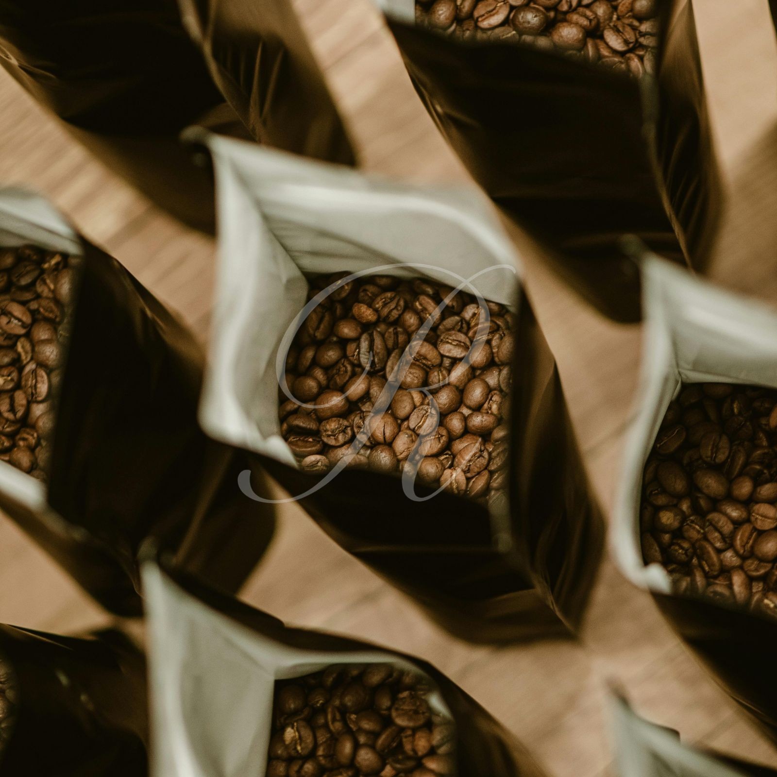 100% HAWAIIAN KONA COFFEE BEANS | CUSTOM ROASTED | 1 - 20 POUNDS IN 1 POUND BAGS