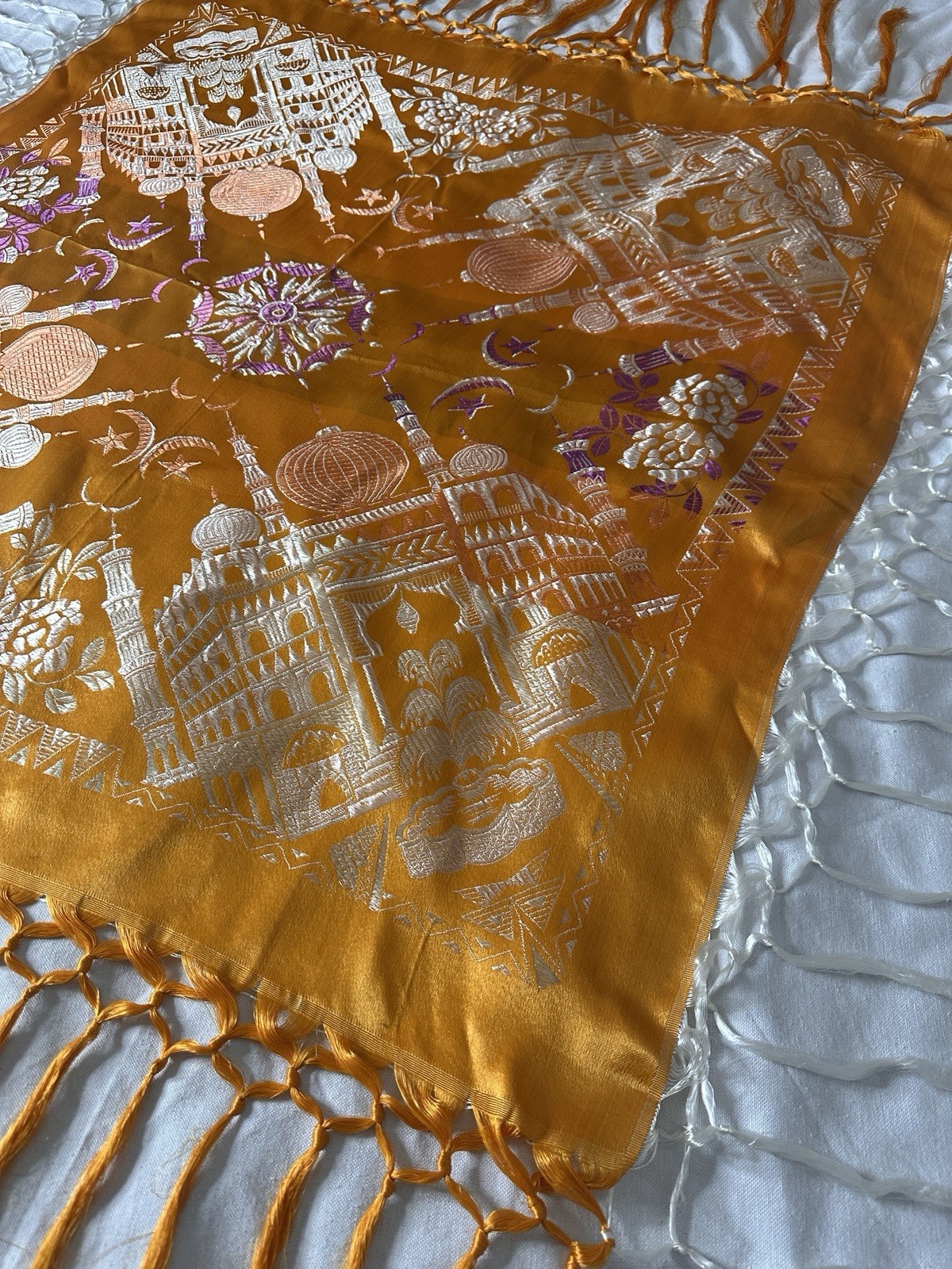 1950s Vintage Taj Mahal WWII Silk Stain Piano Shawl Woman Floral Scarf 100cm