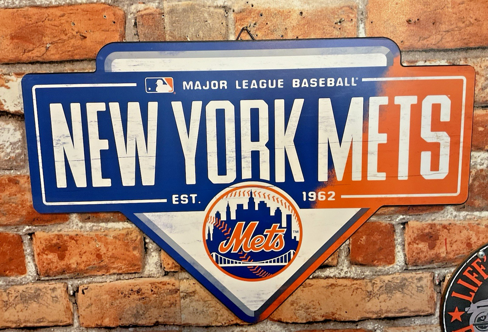 Officially Licensed NY Mets Decrative Wall Art. Ships Free!