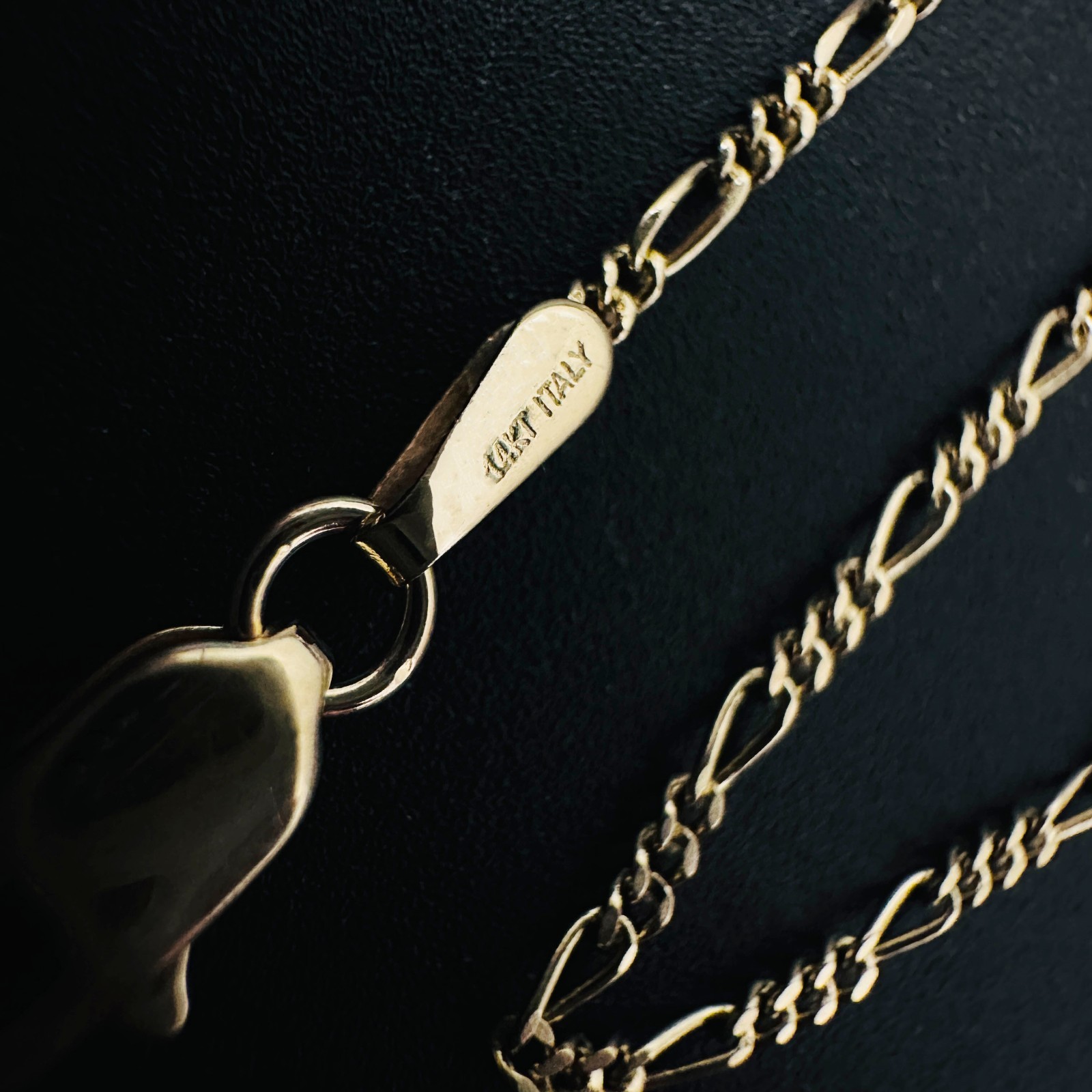 Estate Solid 14K Yellow Gold Thin Figaro Link Chain Necklace 1.2mm 18 1/4", 1.9g