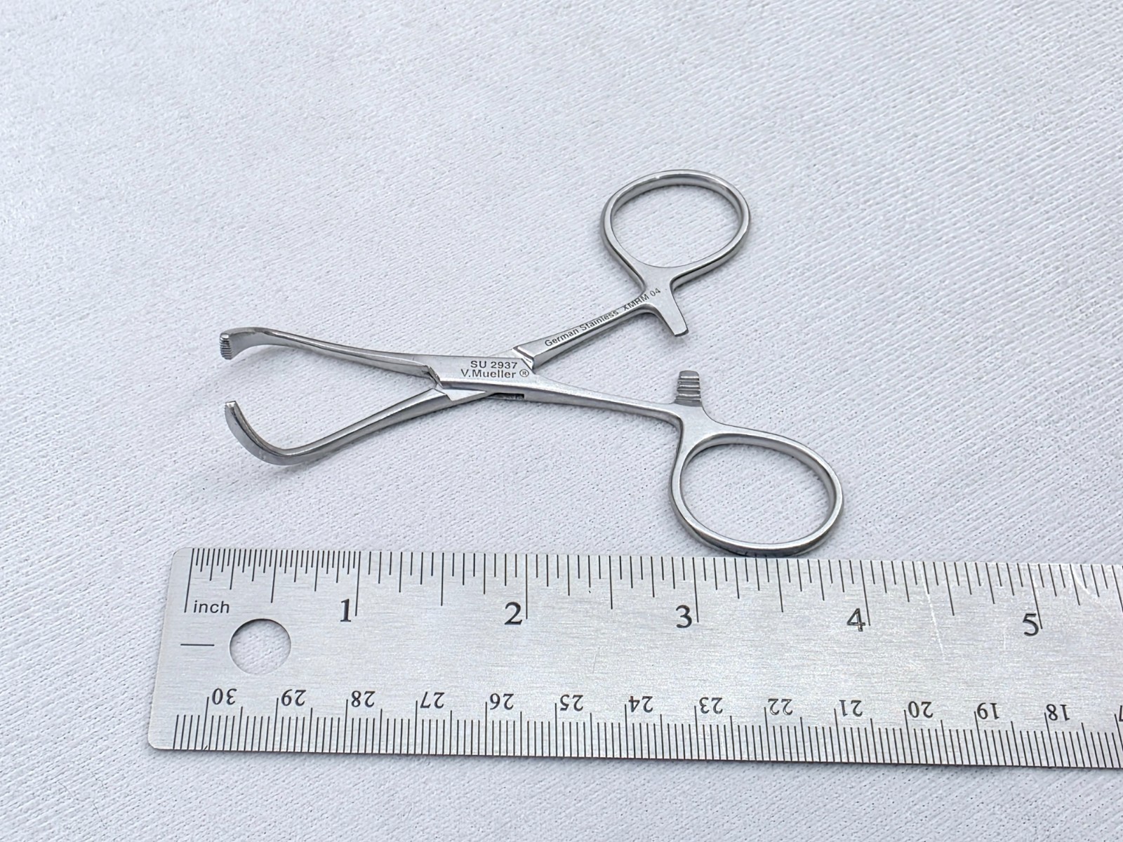 V. Mueller SU2937 Lorna Towel Forceps 4" - Ultrasonic Cleaned