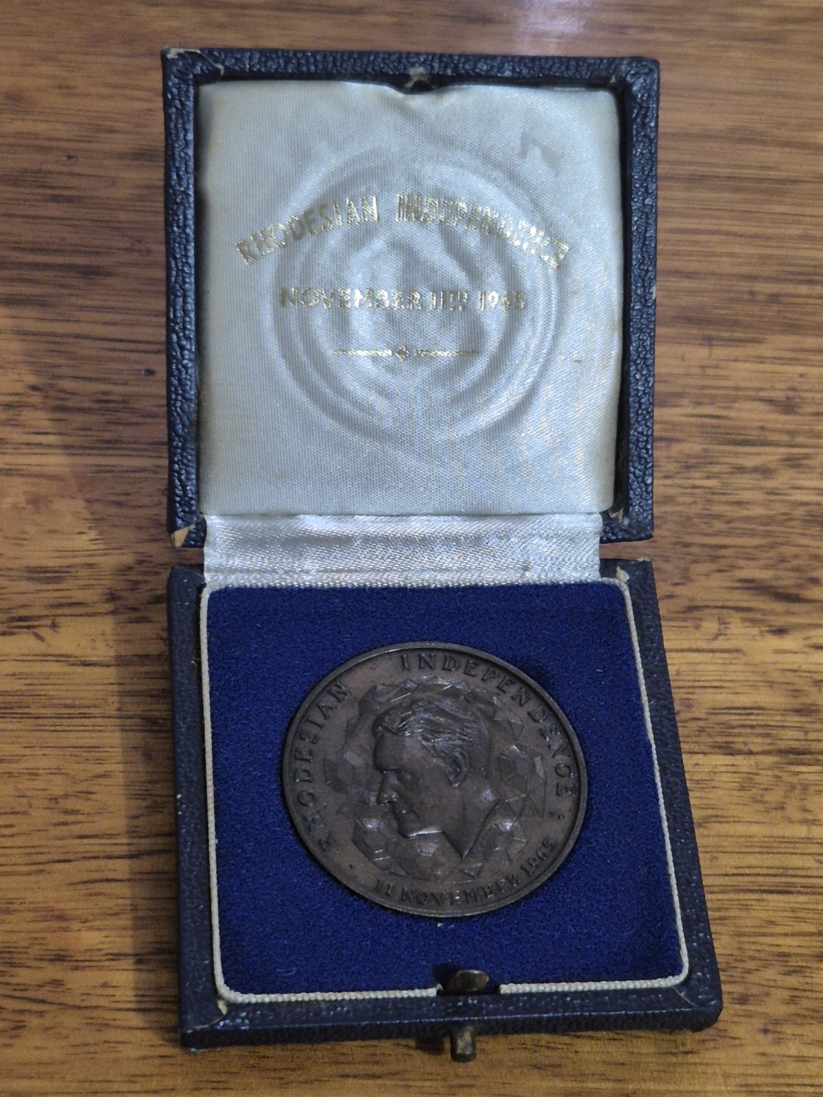 11 November 1965 Rhodesian Independence  Bronze Medal In Box