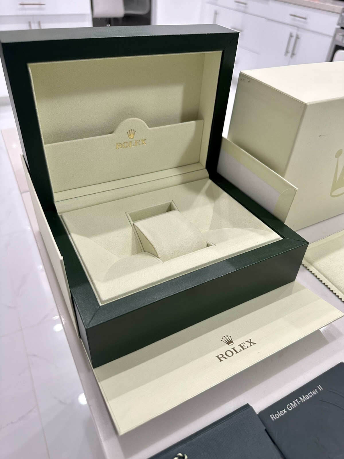 Authentic ROLEX GMT MASTER II Watch Box FULL SET Booklet Tag 116710 116713