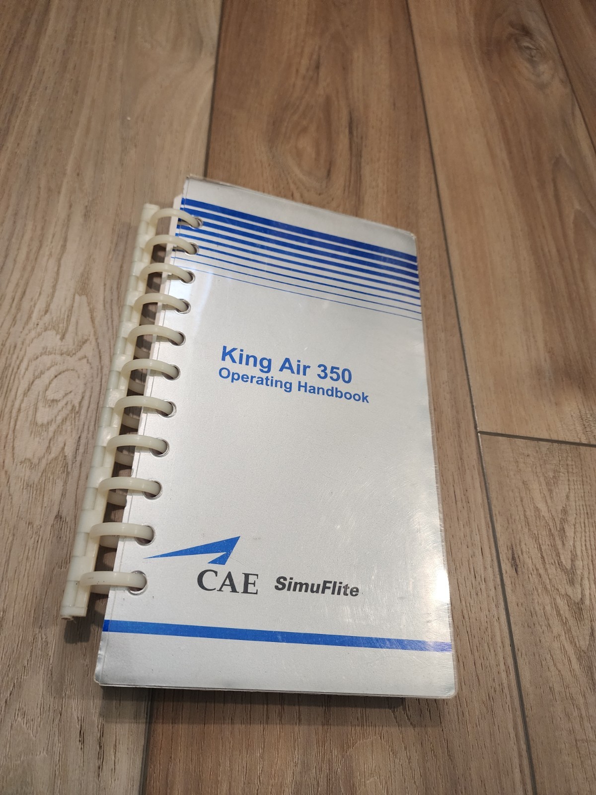 King Air 350 Operating Handbook - Aviation Pilot Aircraft Manual SimuFlite