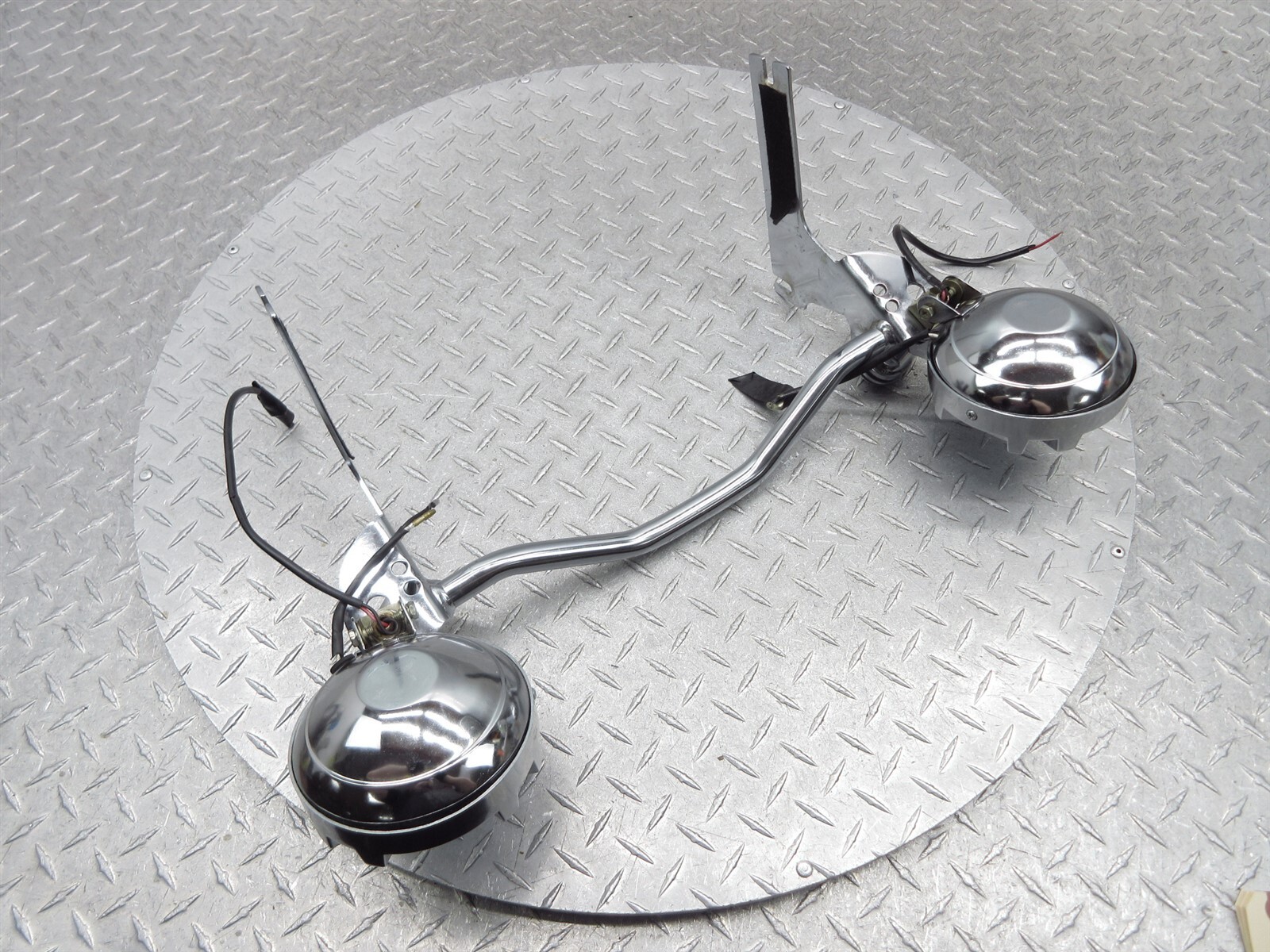 2000 Harley Electra Glide Ultra Classic FLHTCUI Accessory Aux Fog Light Bar