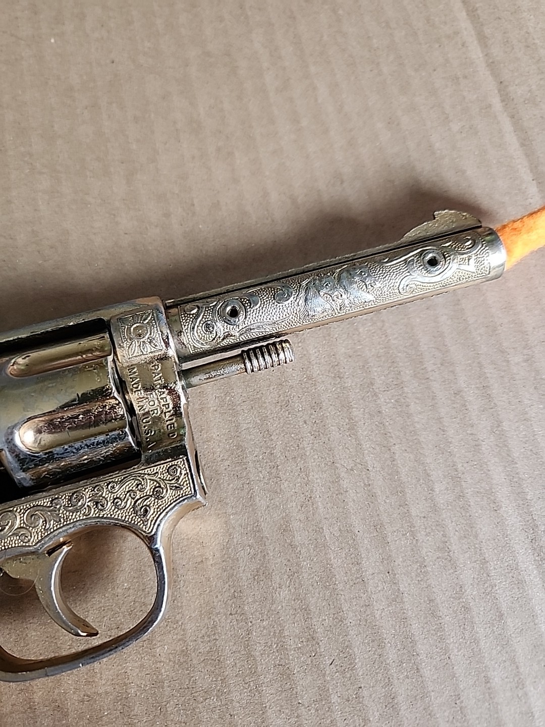 VINTAGE KILGORE BRONCO GOLD PLATED CAP GUN WITH BLACK GRIPS - 1950's WORKING