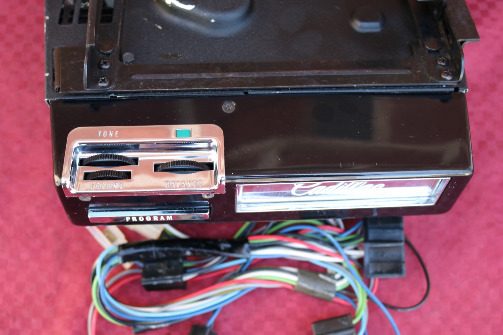 69 1969 CADILLAC STEREO UNDER DASH 8 TRACK PLAYER DELCO 95CT411