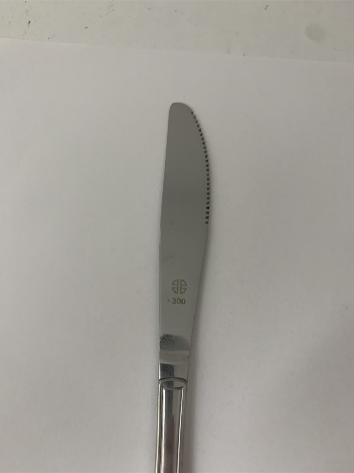 World Tableware 127 7922 Coral 8-3/4 Dinner Knife - Dozen"