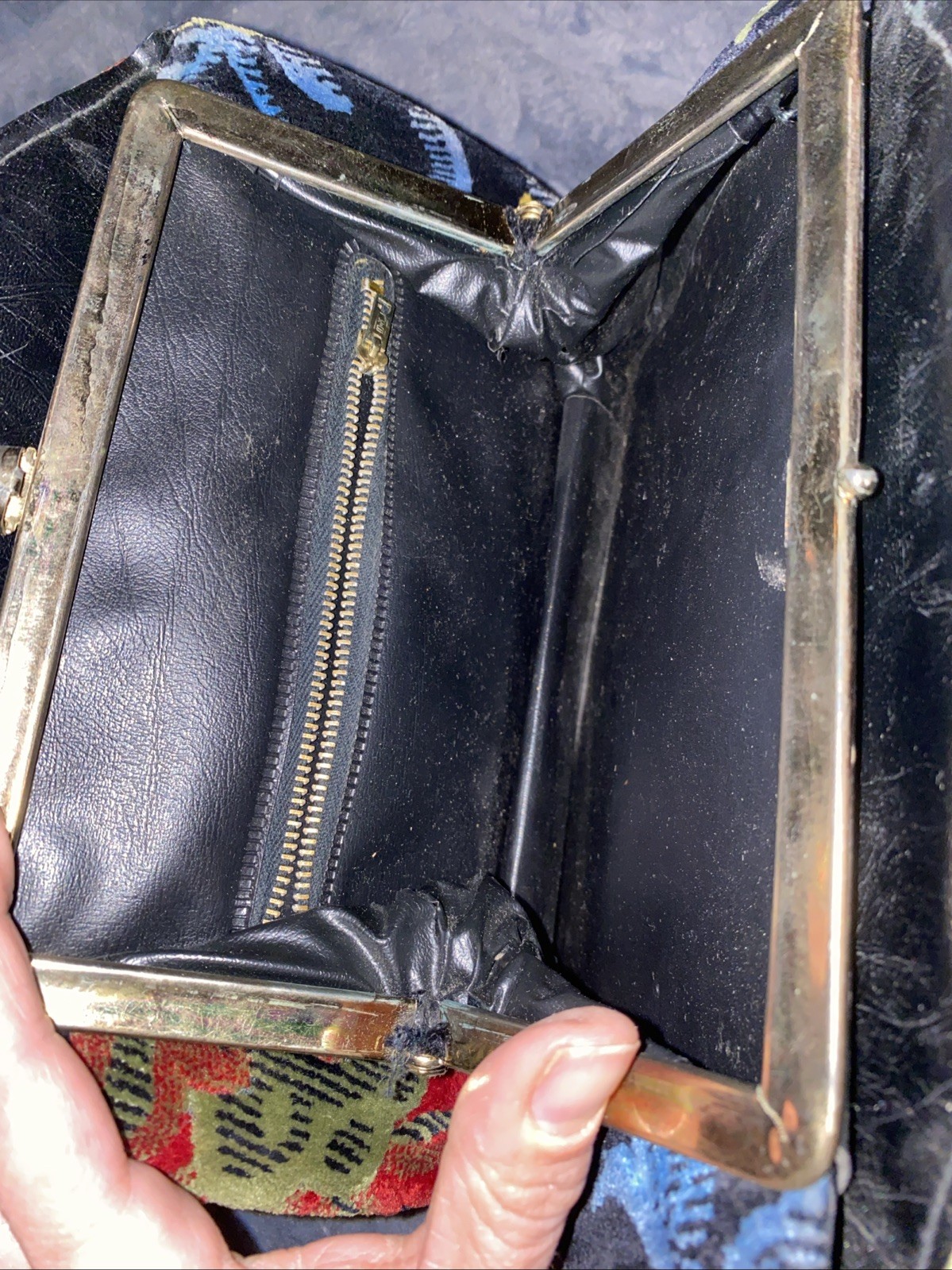 Vintage Carpet Bag Needlepoint Tapestry Satchel Floral Black