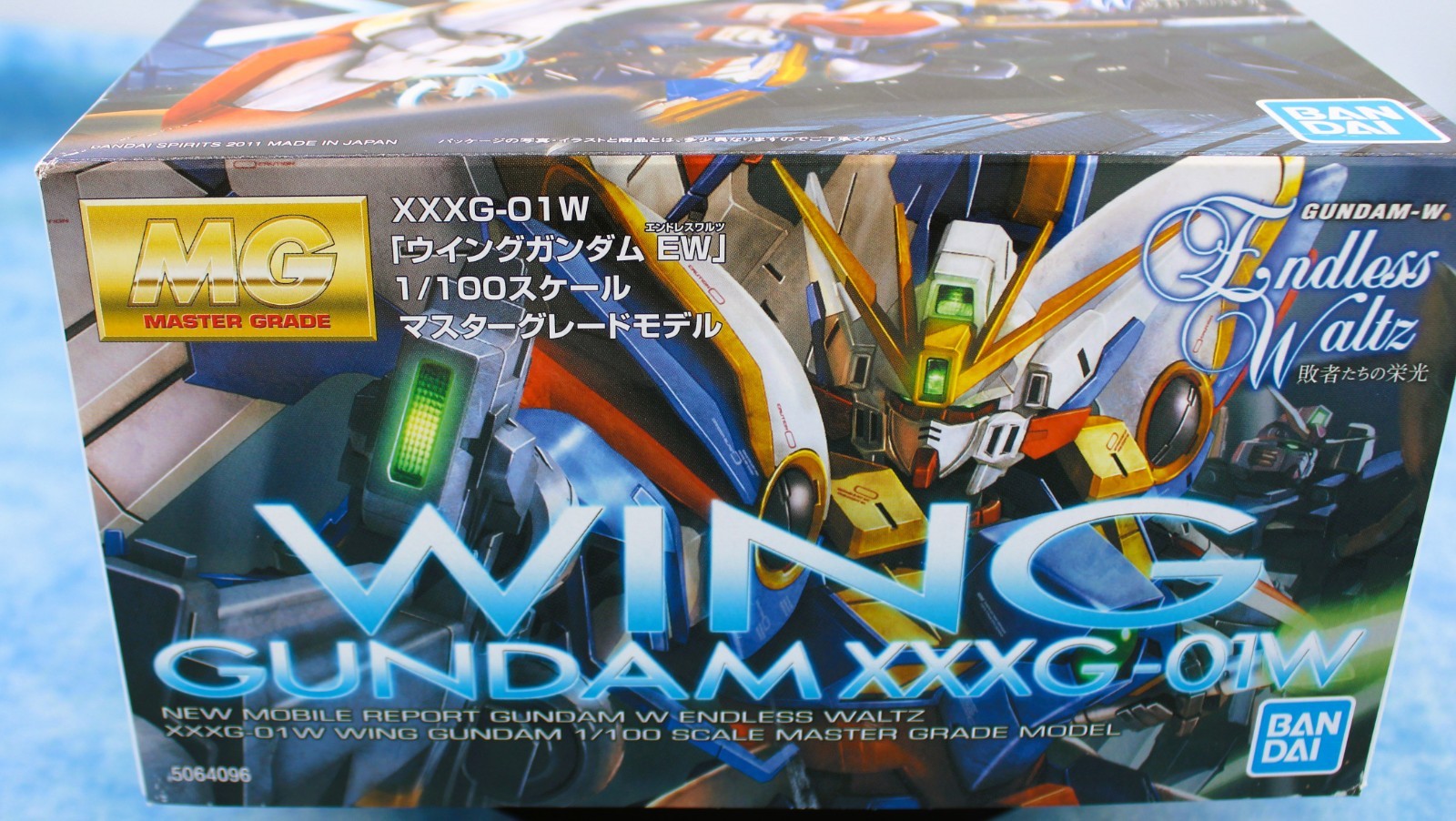 Bandai MG 1/100 Wing Gundam XXXG-01W Endless Waltz Model Kit Complete