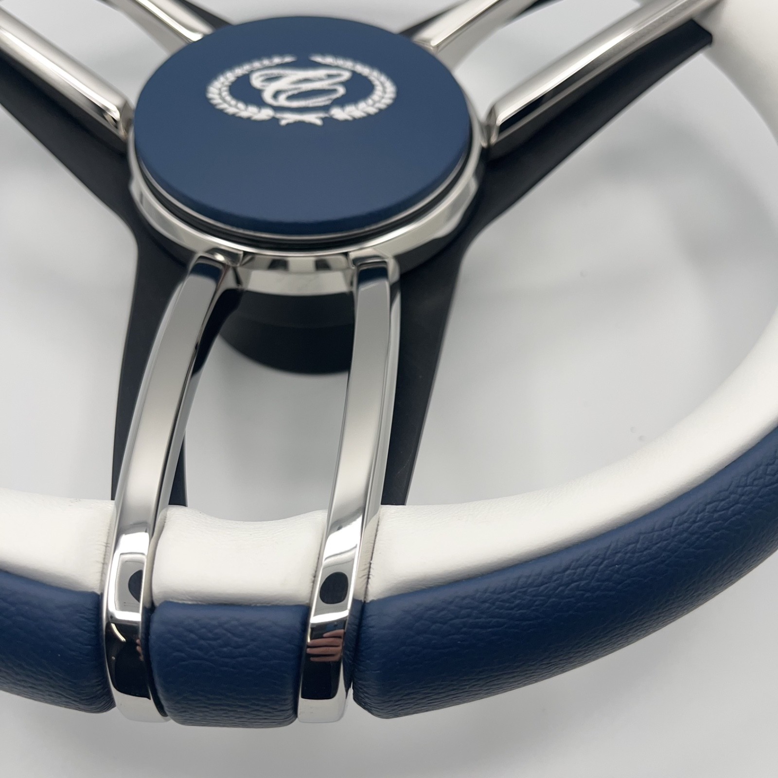 Cobalt Boat Steering Wheel Stainless Steel Spoke Leather Rim | Cobalt Boats Logo