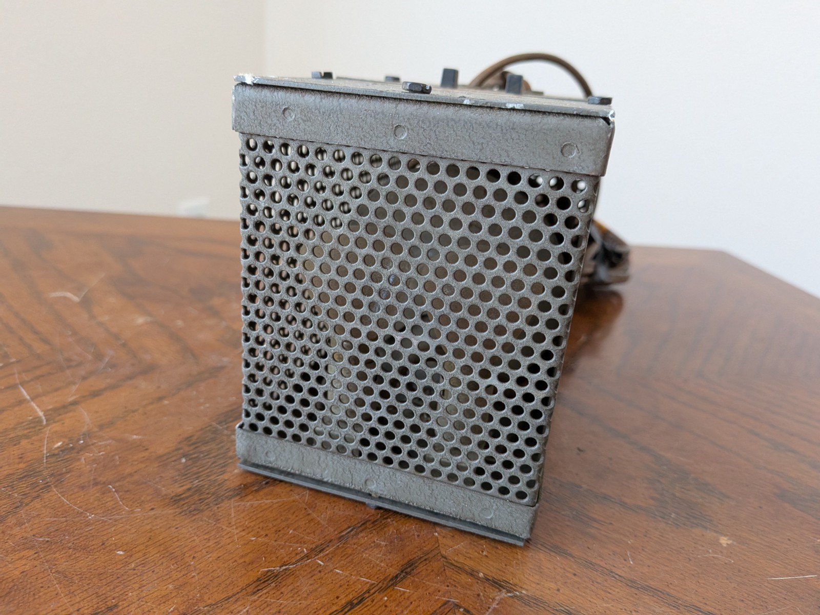 Hallicrafters Radio Battery Charger