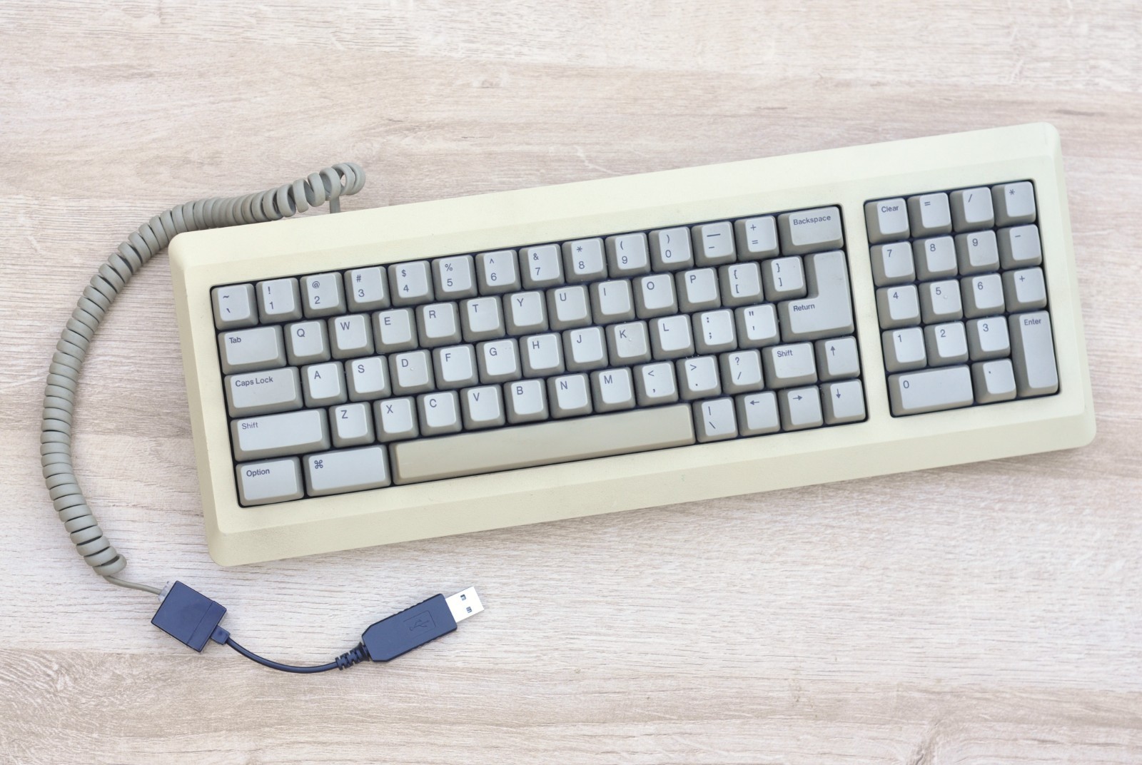 tinkerBOY Apple M0110 Keyboard To USB Converter w/ QMK Firmware and VIA support
