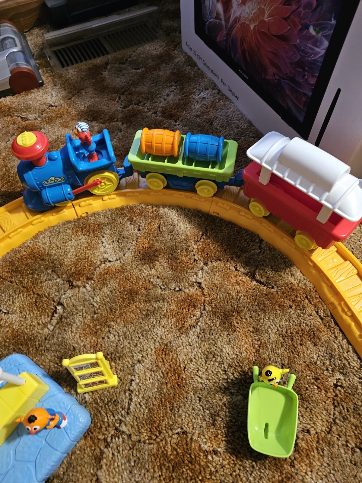 Sesame Street Elmo’s Radio Control Railroad 30 Piece Set