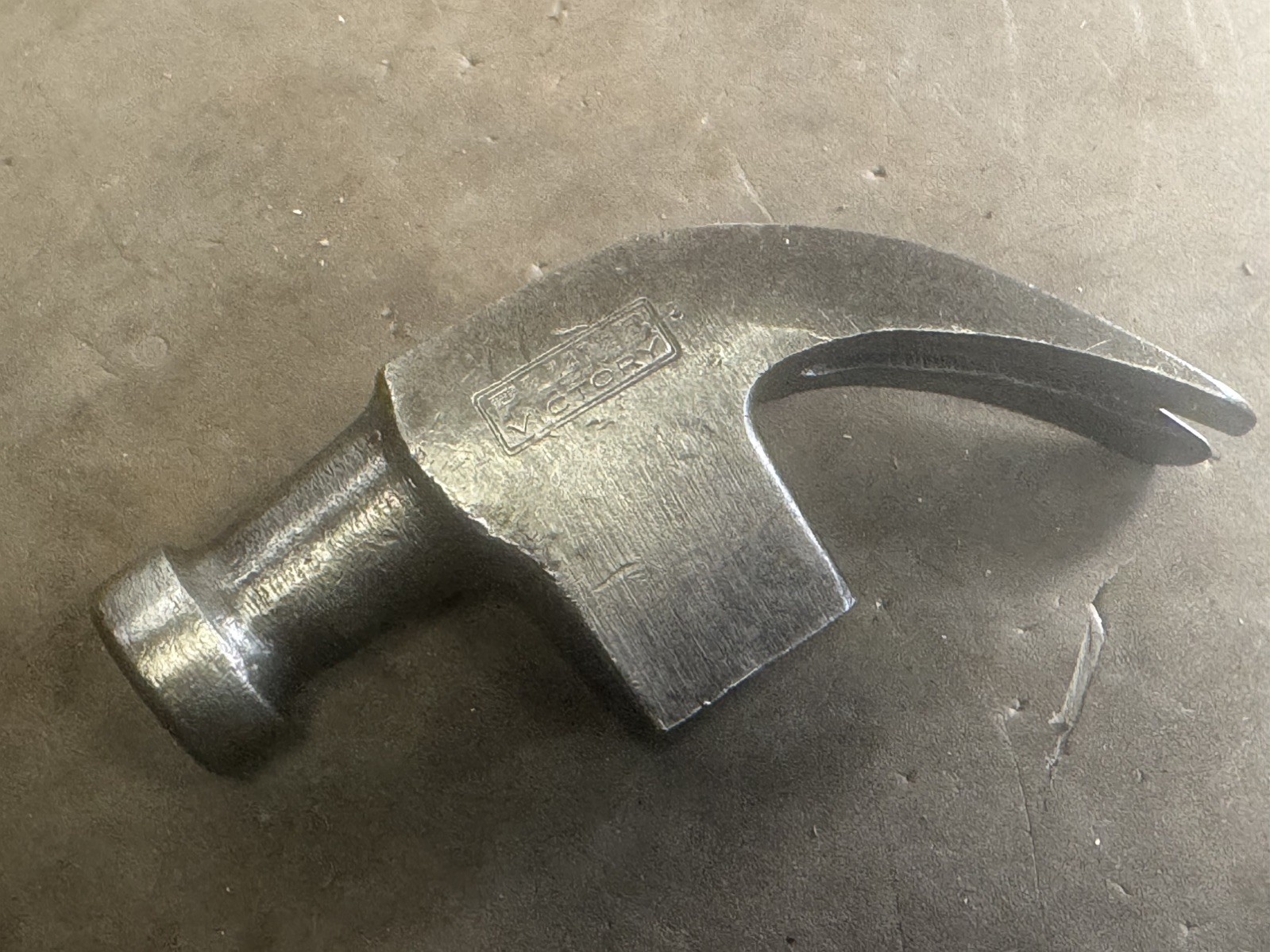 Vintage PLUMB VICTORY Curved Claw Hammer 16 oz. Head Nice Condition