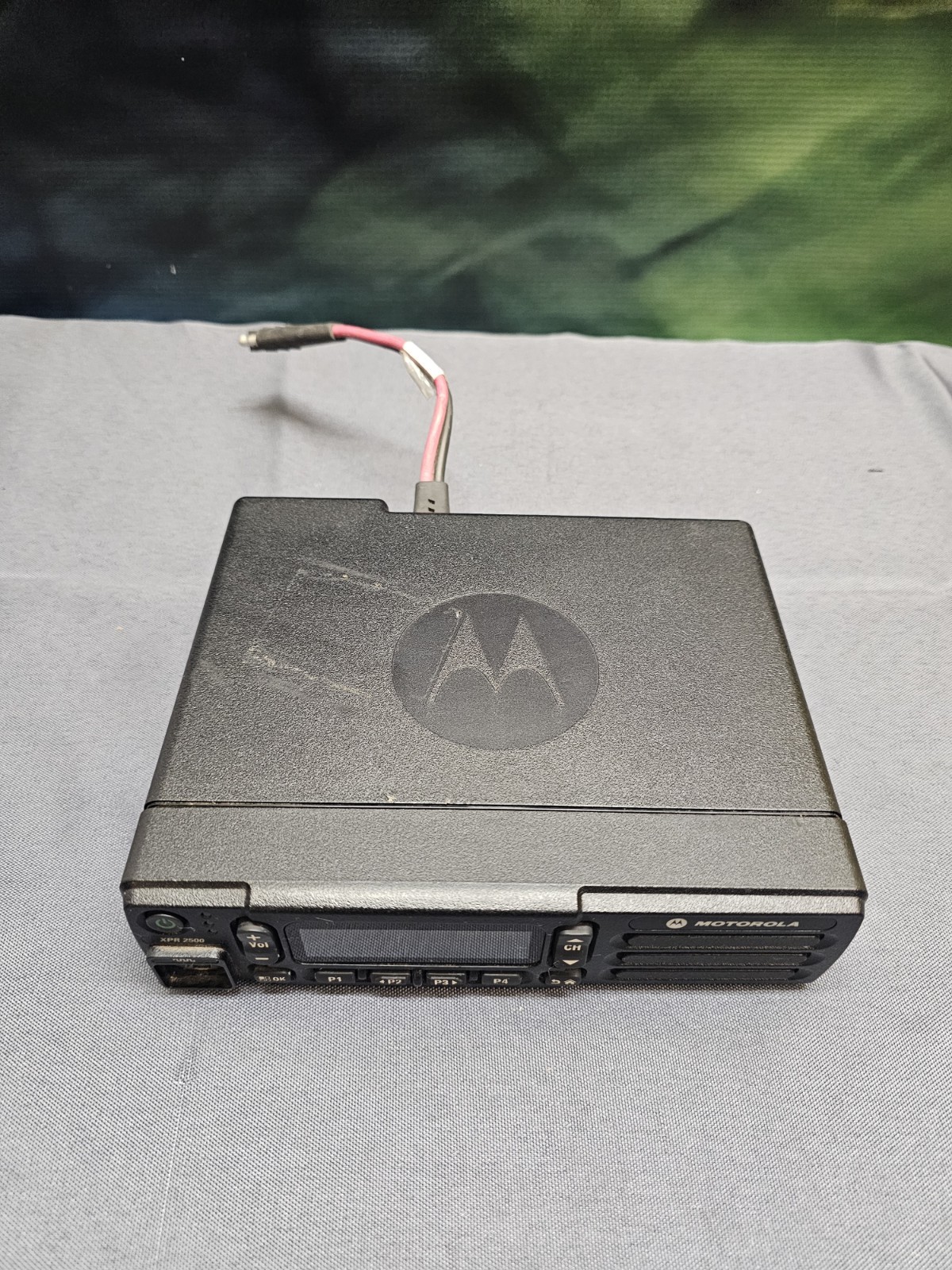 Motorola MOTOTRBO XPR2500 136-174 MHz 45w VHF Two Way Radio AAM02JQH9JA1AN