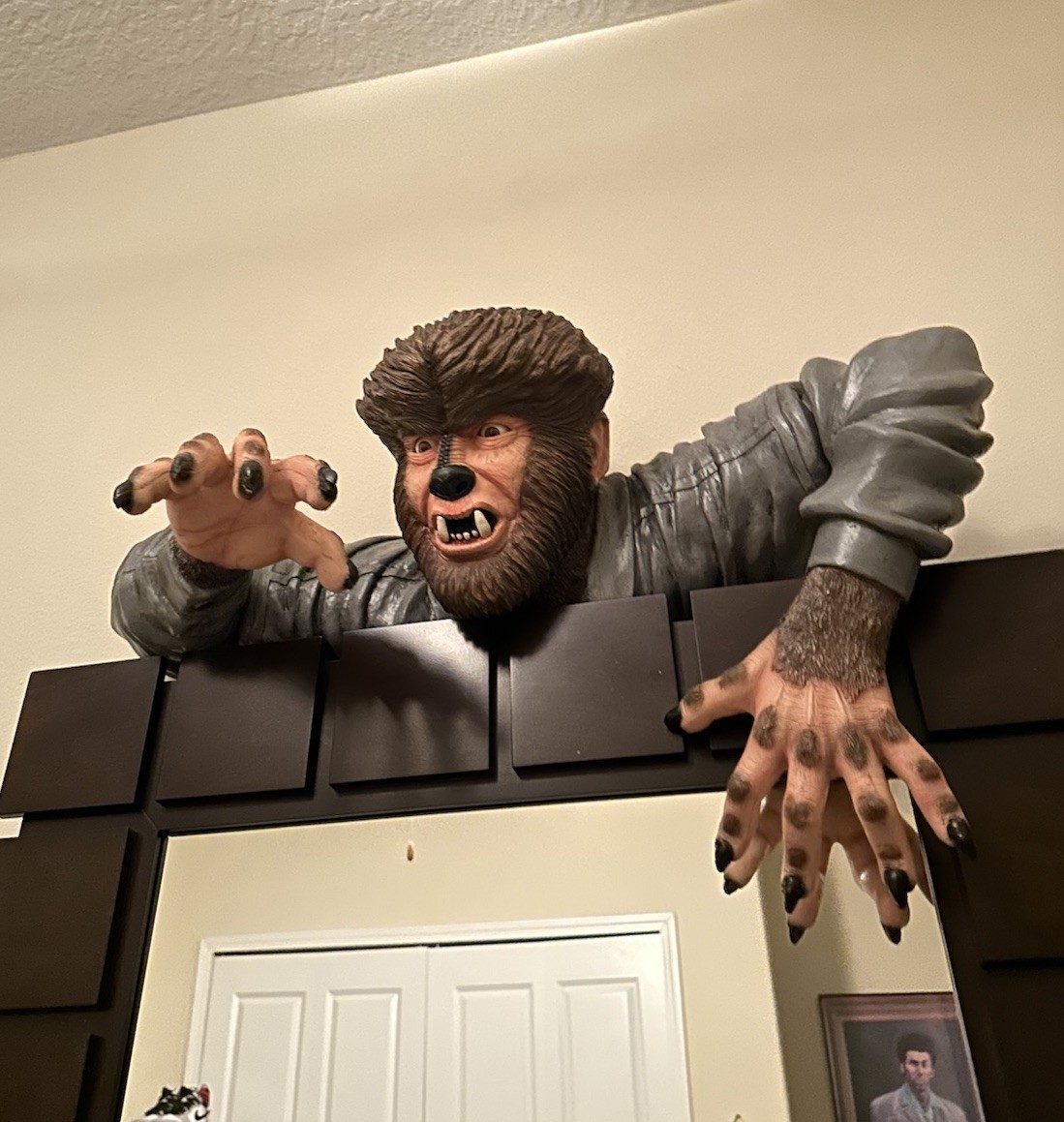 Universal Monsters Grave Walker WolfMan