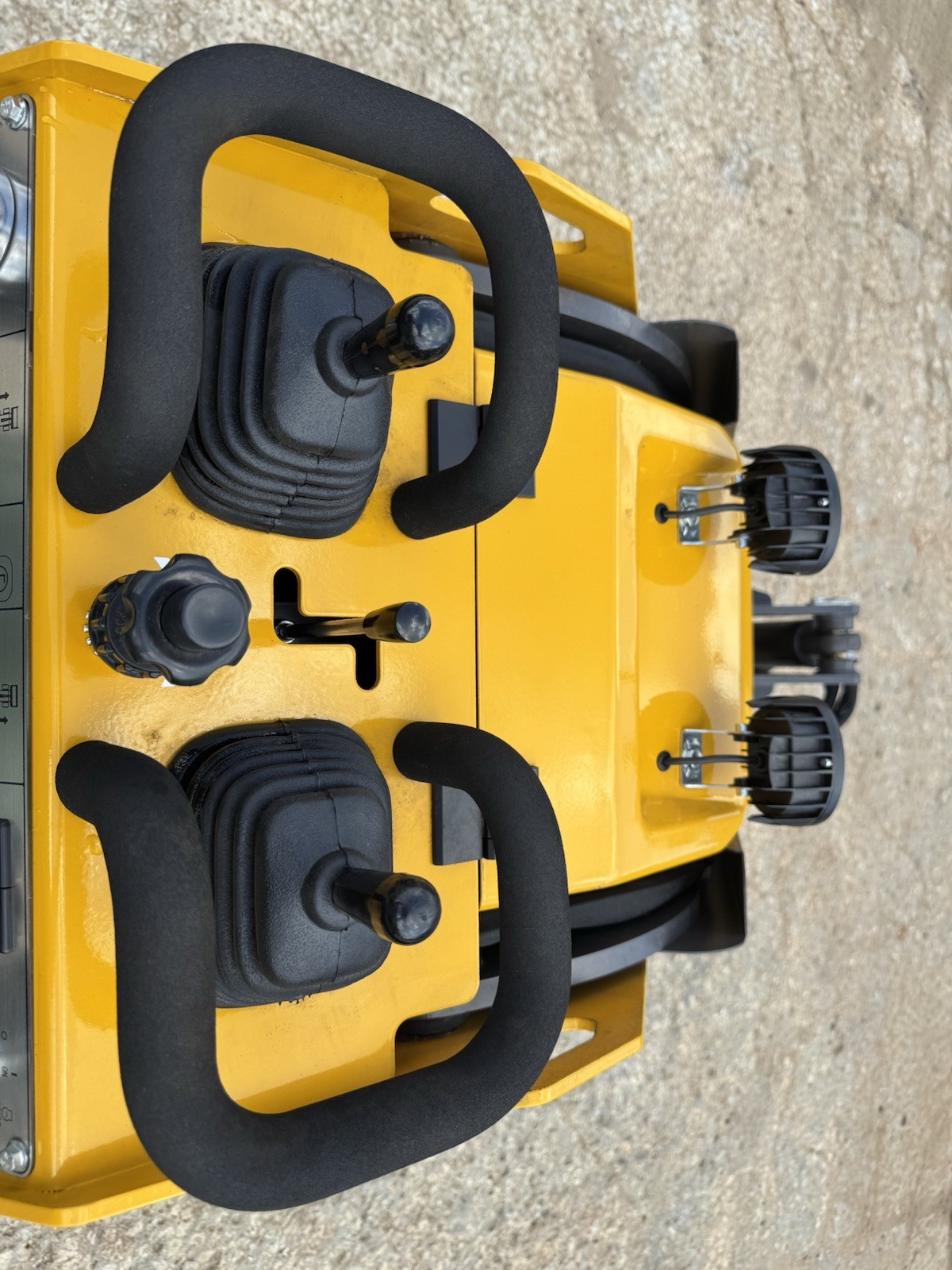 HUAYEE LHY360 wheeled mini skid steer loader with 13.5HP engine