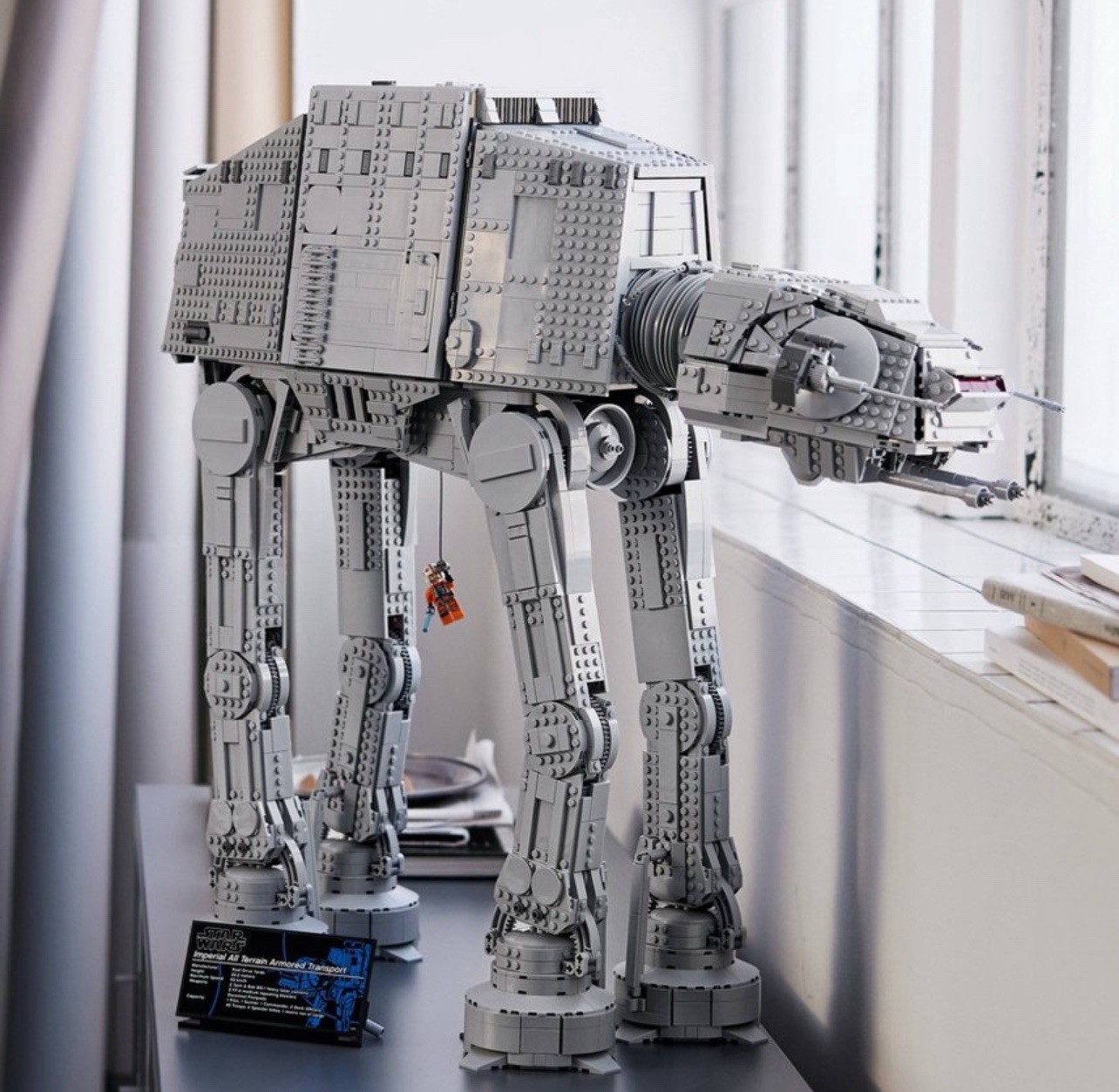 LEGO Star Wars: AT-AT (75313)(REPLICA)