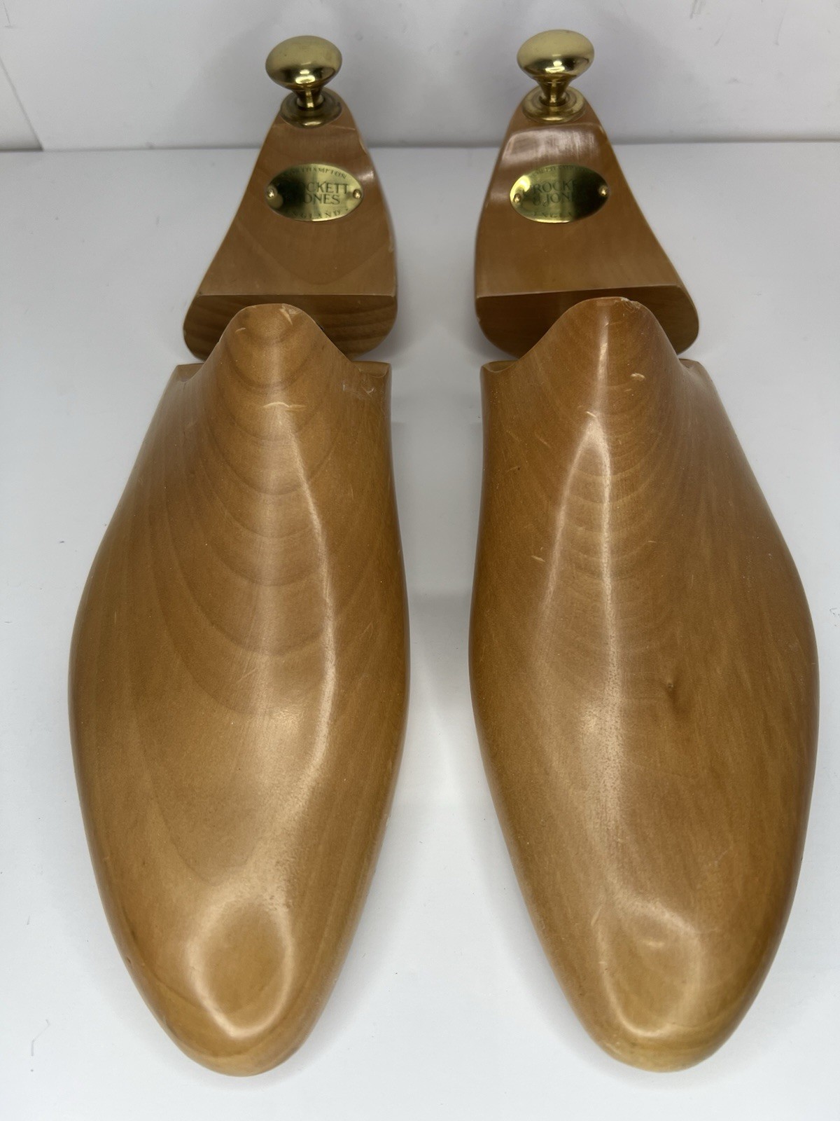 CROCKETT & JONES UK 8 E US 9 LACQUERED LASTED TREES SHOE TREE WOOD 631