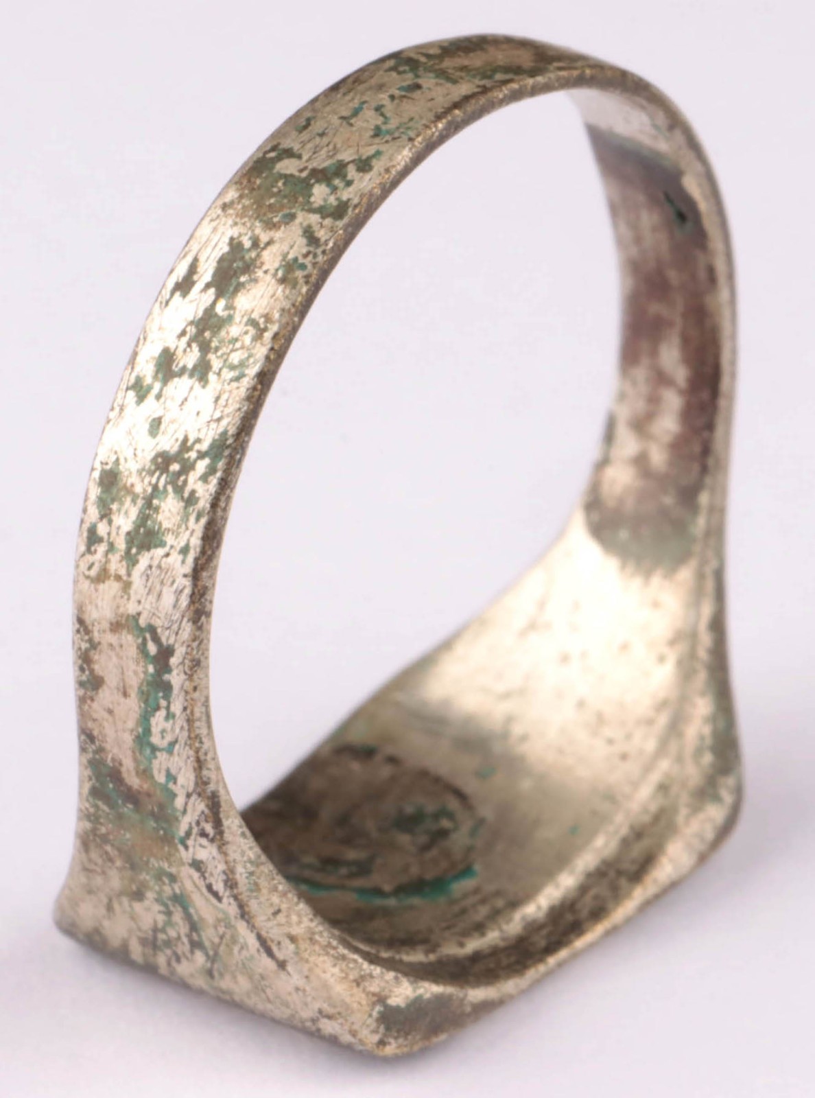 U971 Zeppelin 1943 U-boat WW2 German ring naval submarine U-Boot Kriegsmarine