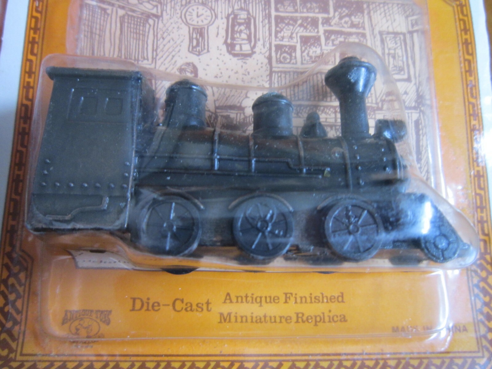 Vtg Die-Cast Metal Miniature Train Engine Cow Catcher Detailed Pencil Sharpener
