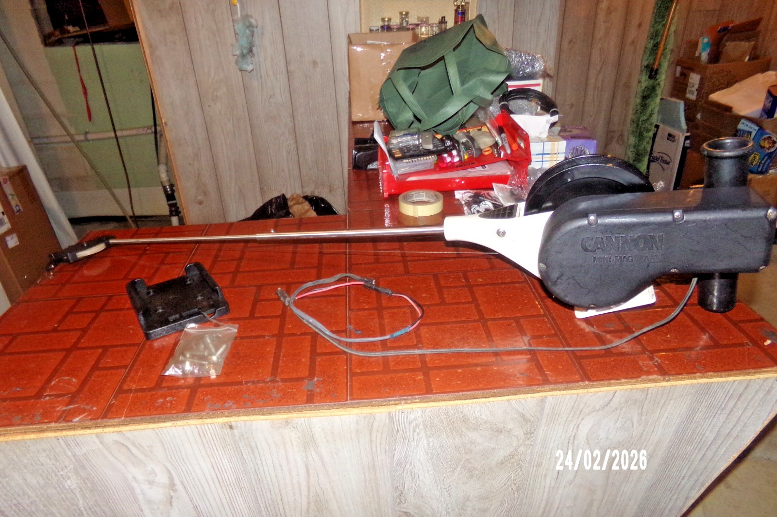 CANNON MINI MAG 12V ELECTRIC DOWNRIGGER/WITH SLIDE IN MOUNT-WORKS GREAT!