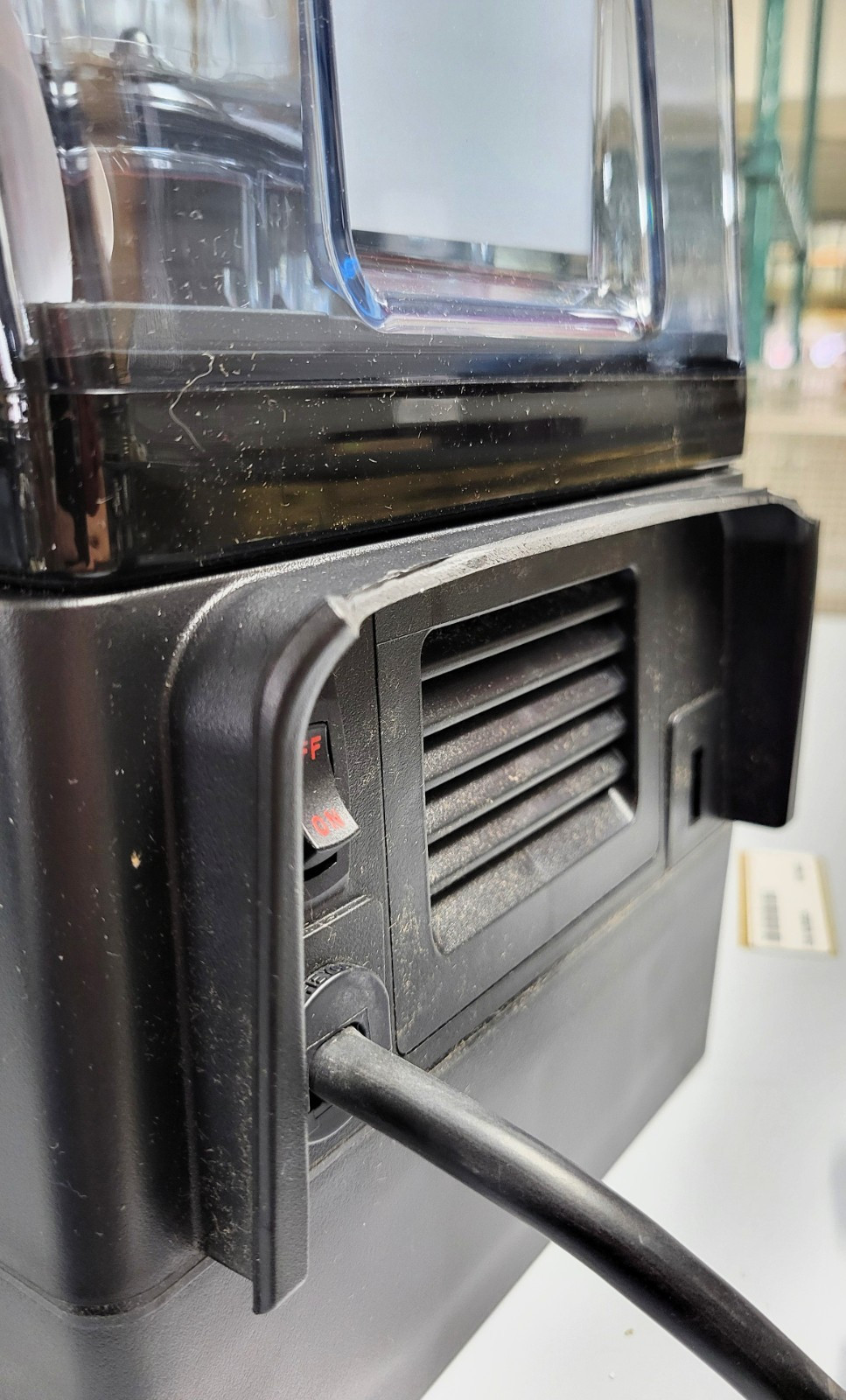 Vitamix 036019-ABAB The Quiet One Twist Lock Blender, Countertop, 48 Oz Capacity