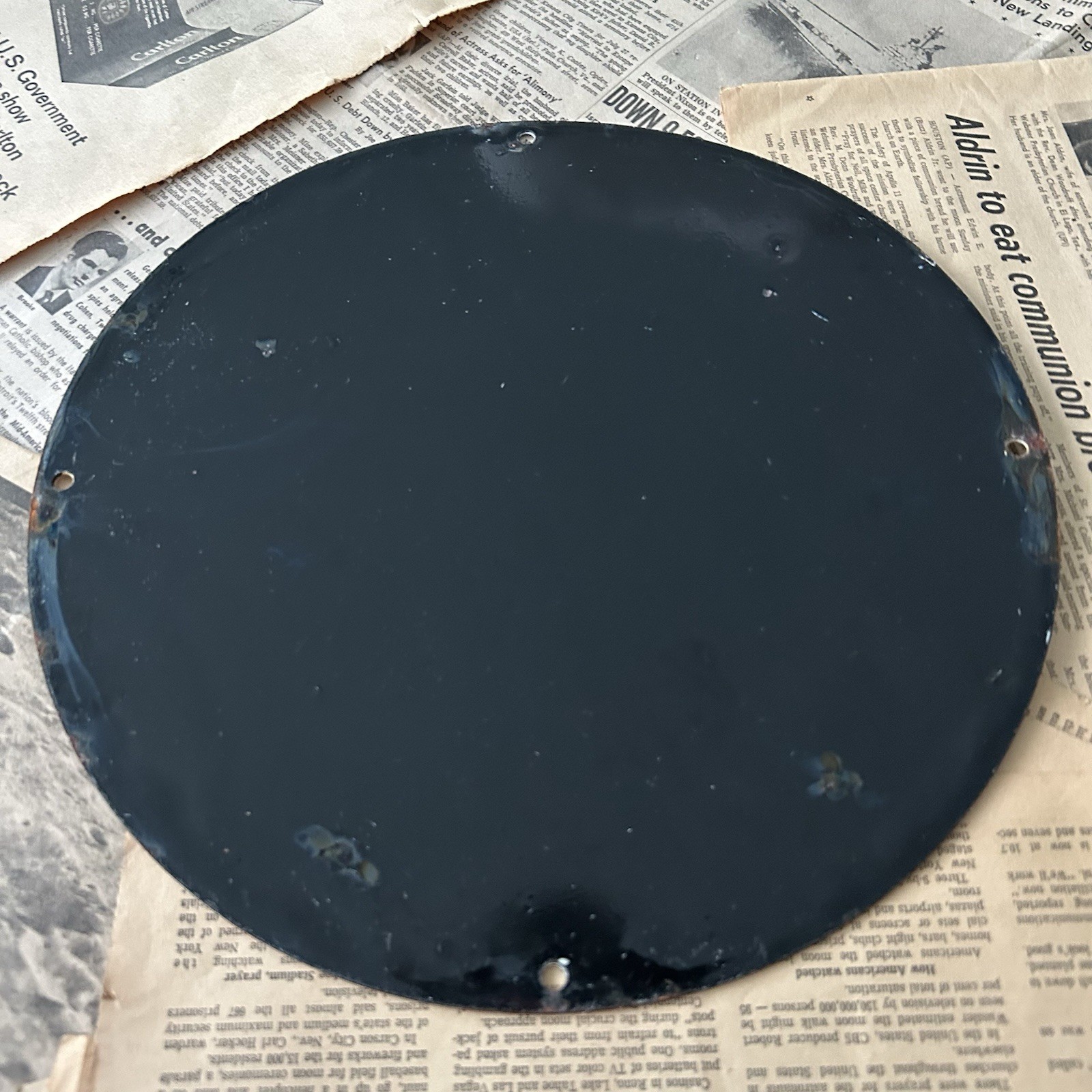 VINTAGE 1962 ESSO TIGER PERFORMANCE MOTORING 12 INCH PORCELAIN ENAMEL SIGN