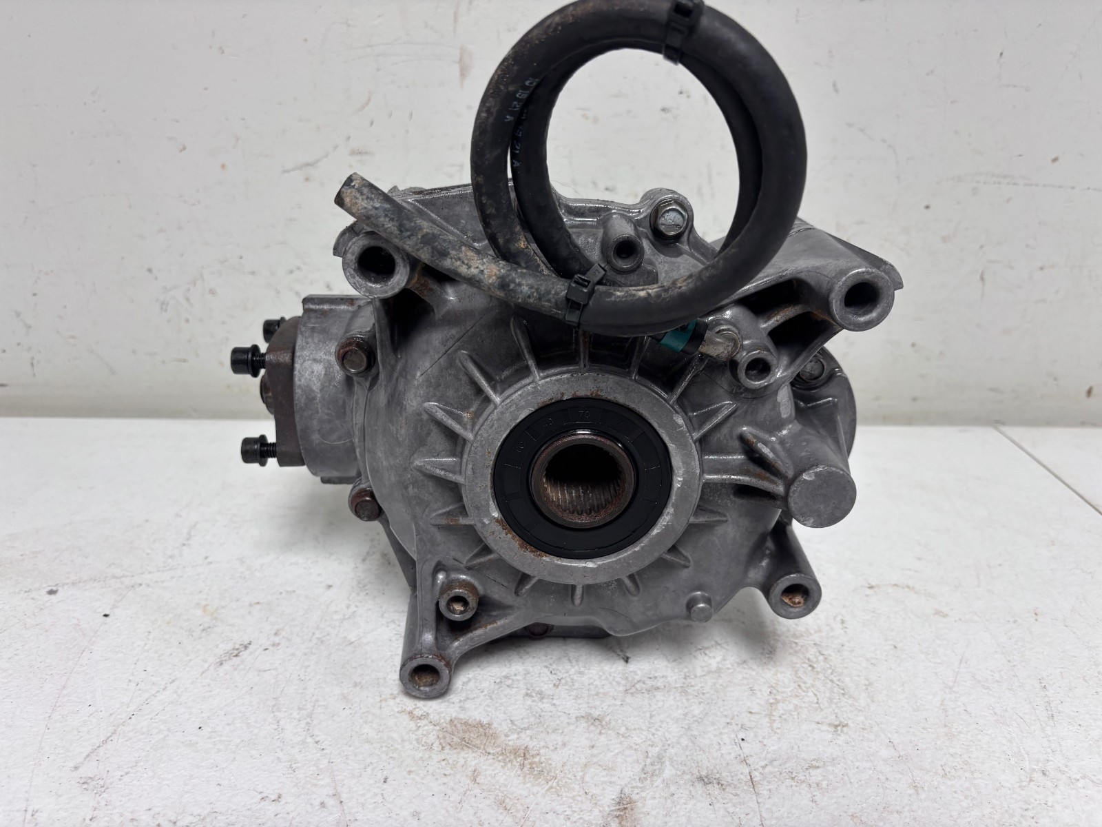 2022 Polaris Sportsman 850 XP OEM Rear Diff Differential Gearcase 1332802