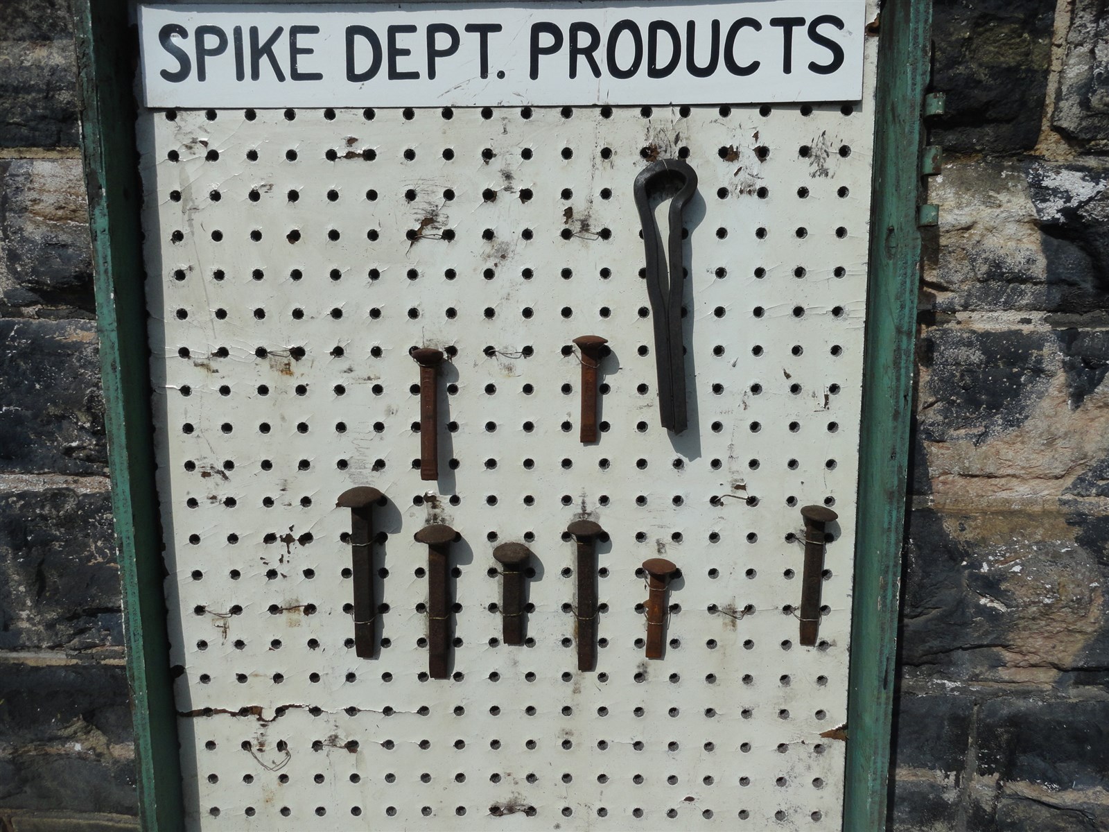 Early BETHLEHEM STEEL - Keystone Spike - SHOP DISPLAY - RAILROAD - SKIPJACKS