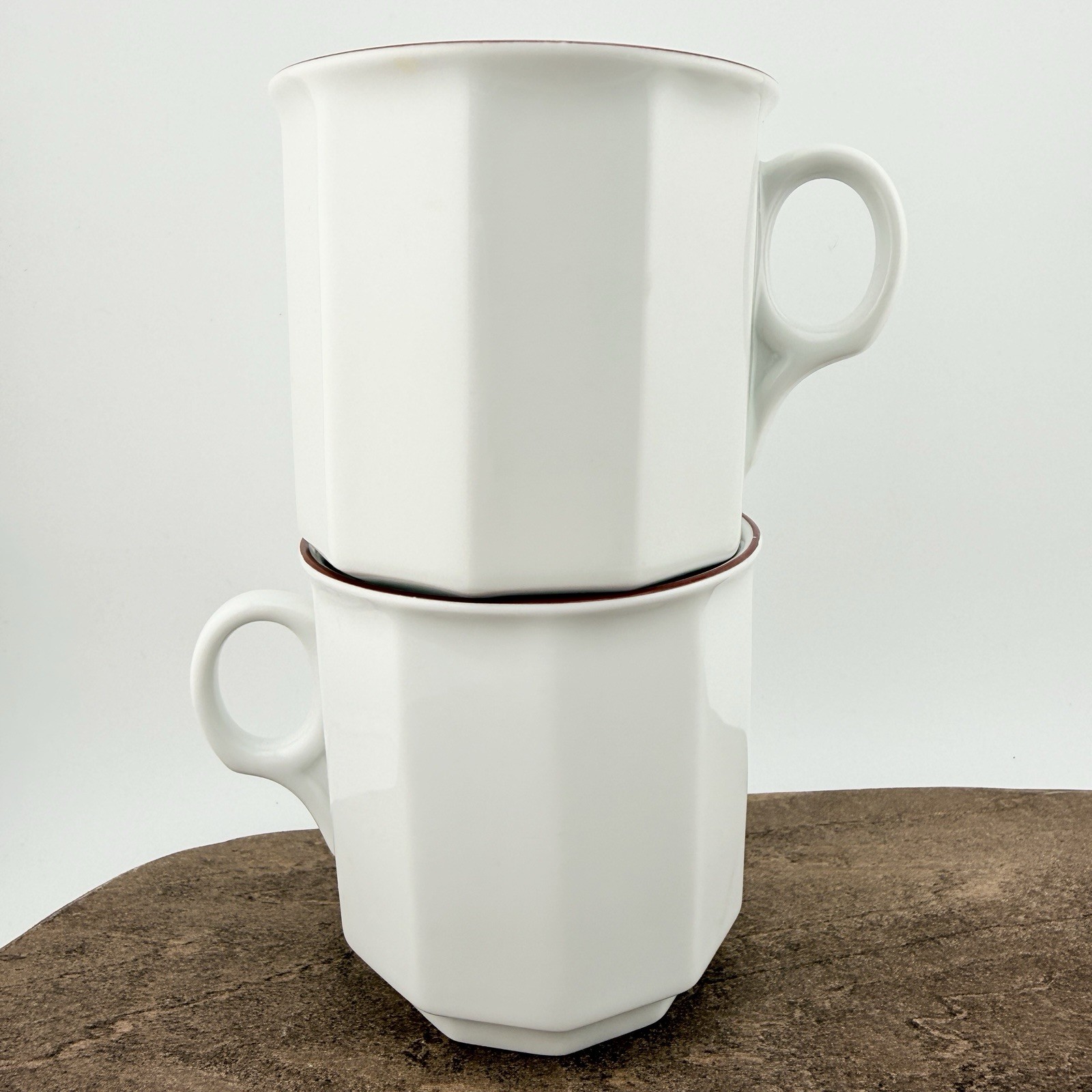 Vintage Porsgrund Norway Octavia Red Rim Coffee Tea Cup Mugs 8oz Faceted Set