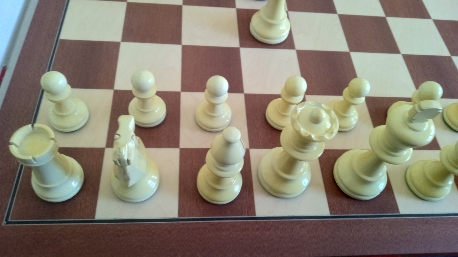 Pro Staunton Weighted Red & Ivory Chess Pieces Set 4 queens & Specialty Board
