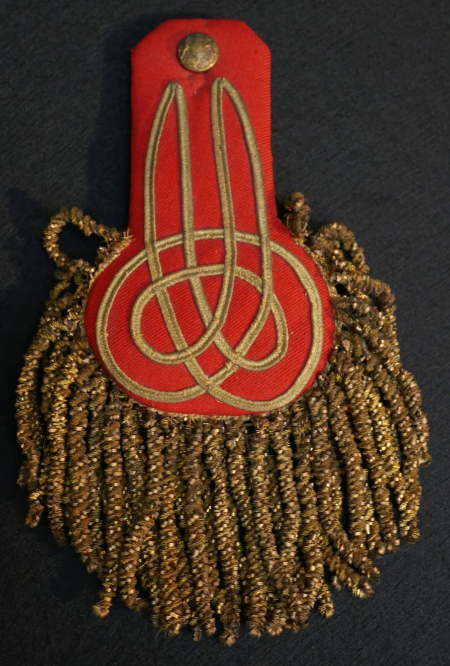 Original WW1 British Army Officer Dress Epaulette Shoulder Board Kings Crown