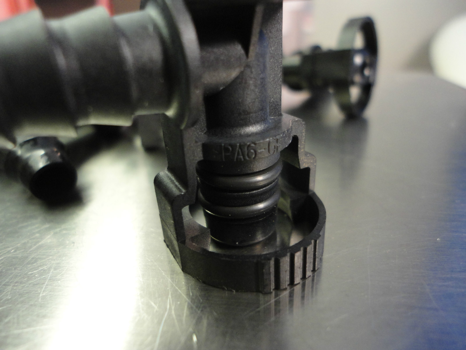 Free Ship, 4 Count, Norma RSS PA6-GF30 Connector, See pics for dimensions