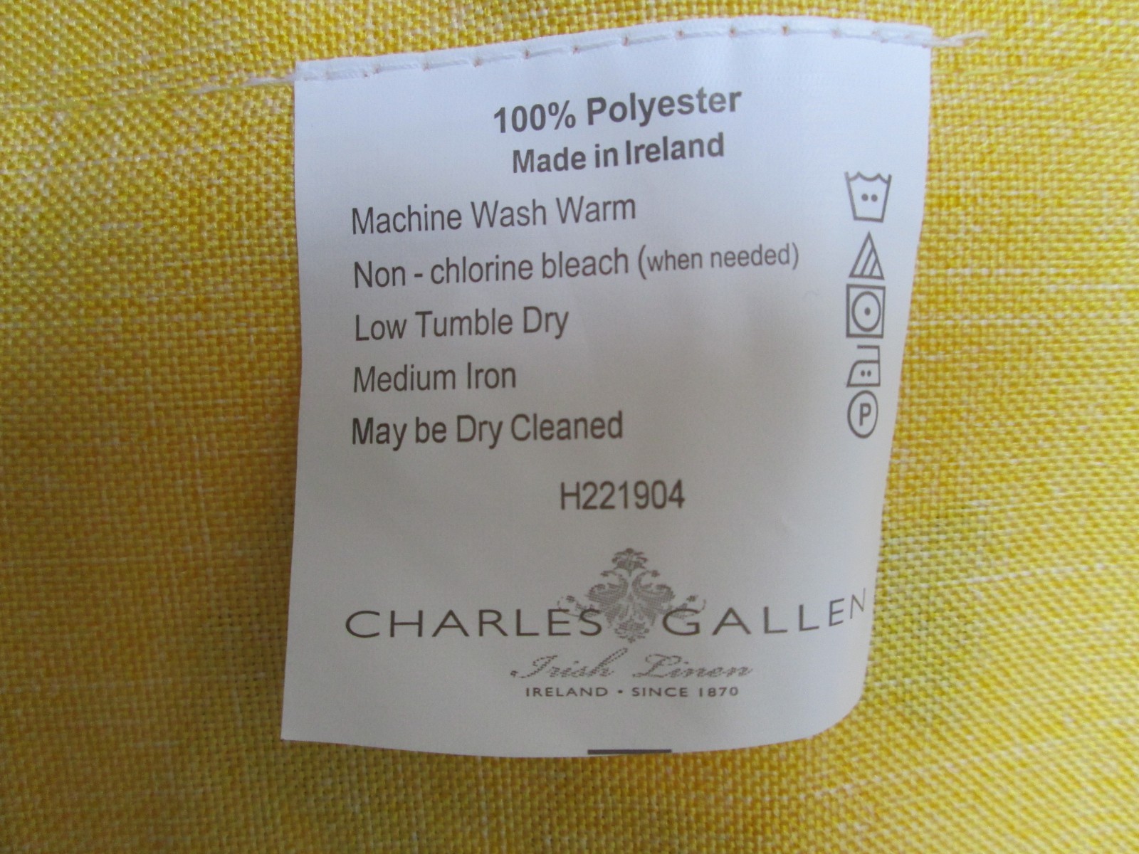 EASTER/ SPRING EMBROIDERED TABLE RUNNER 72" x 16" Charles Gallen IRELAND