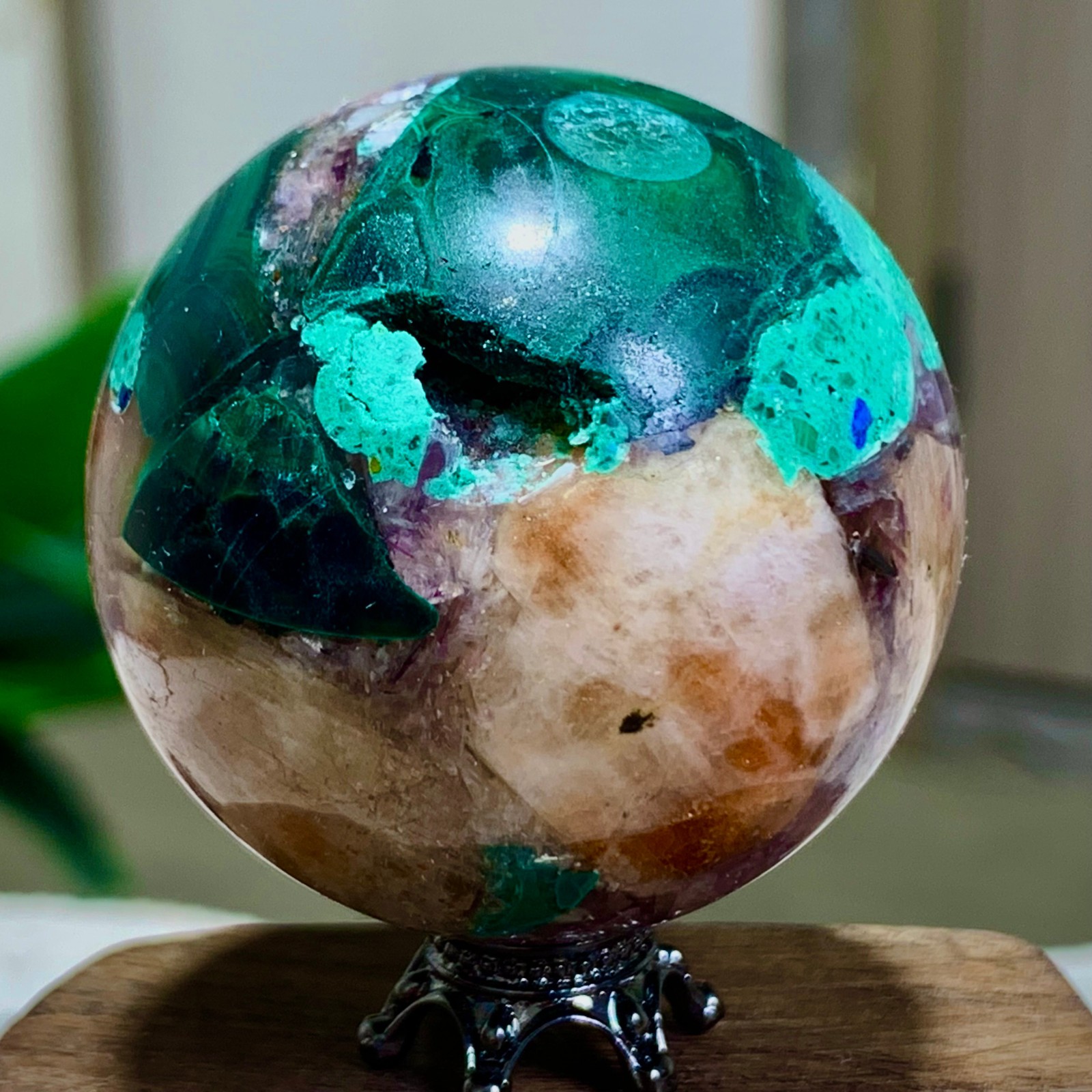 40G Newly discovered rare malachite purple mica symbiotic sphere restoration