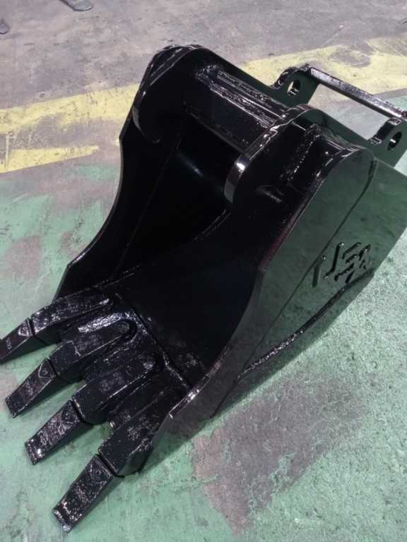 16 Inch Excavator Bucket Fits Bobcat E32 E35 Quick Attach