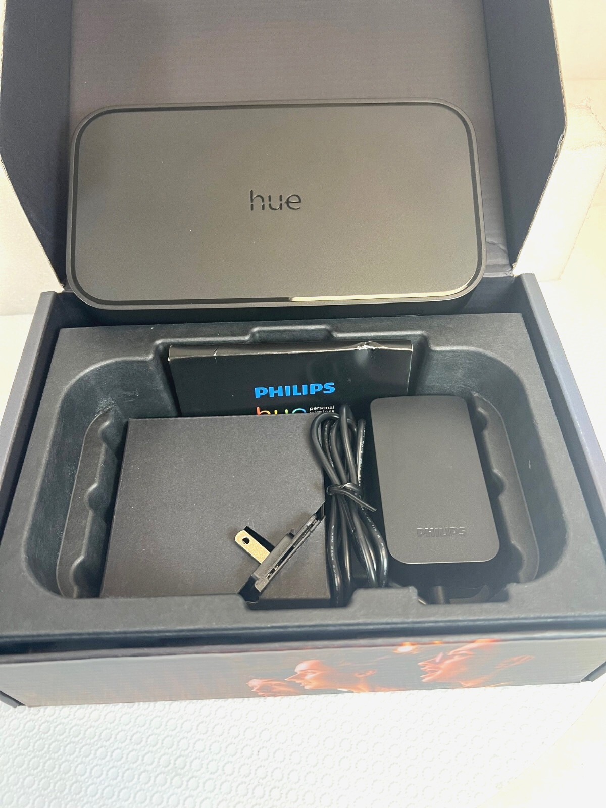 Philips Hue Play HDMI sync box 8K - FREE S/H