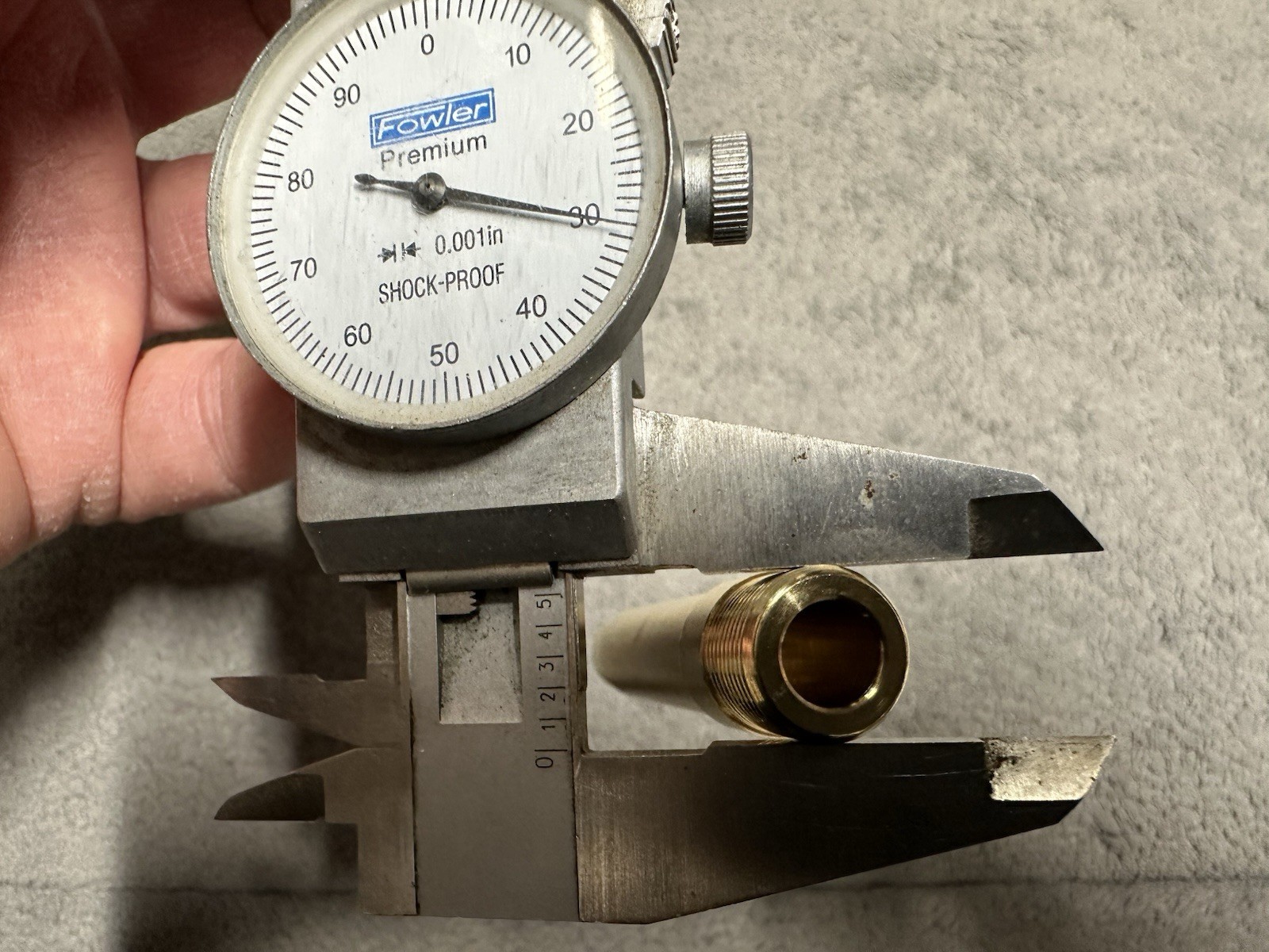 New 5/16 Bronze Edelbrock Intake Valve Guides. Set Of 8 ( Read Description)