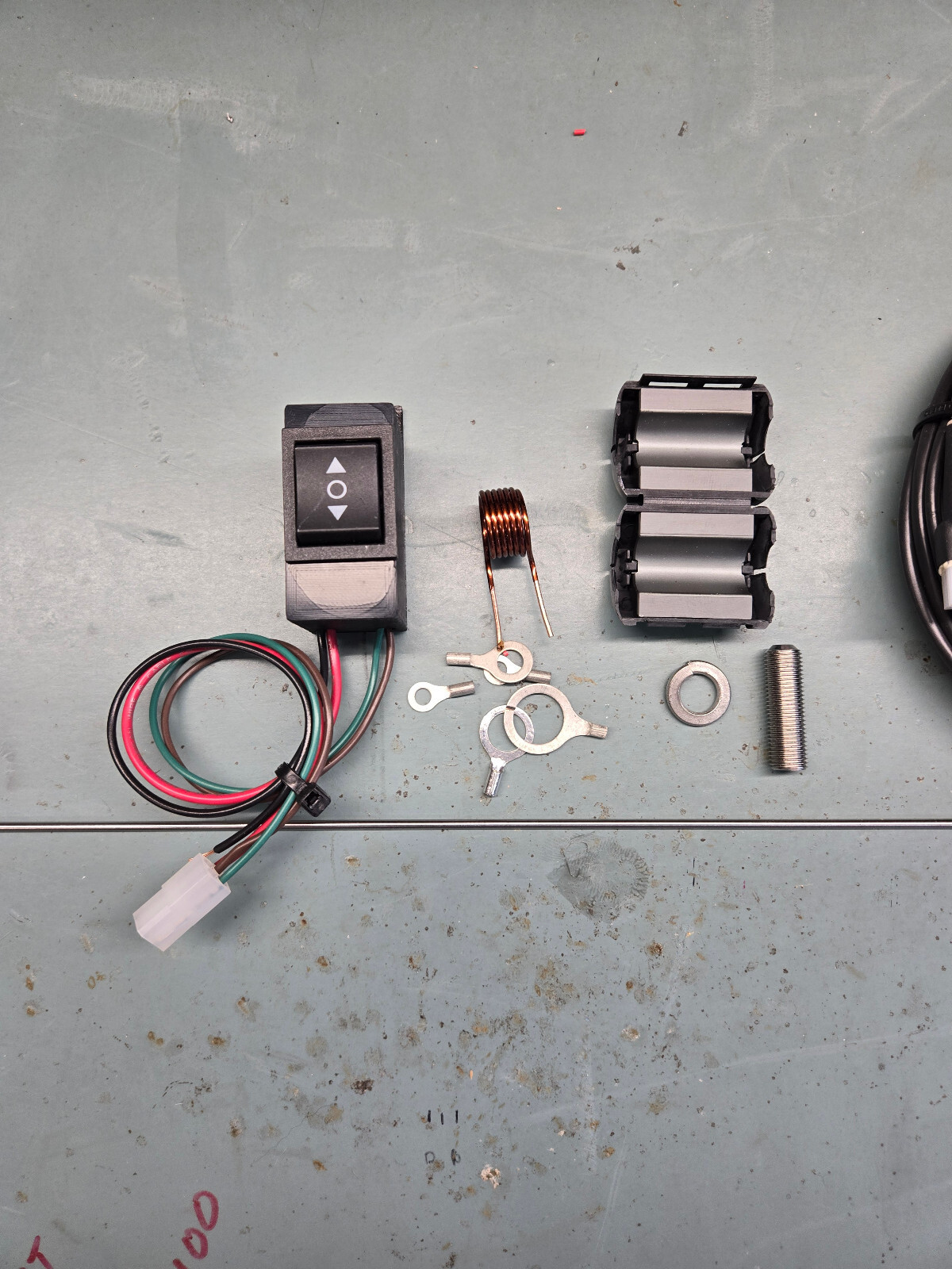 Tarheel Designs Little PRO-HP motorized antenna...High Power 10 -40 meters