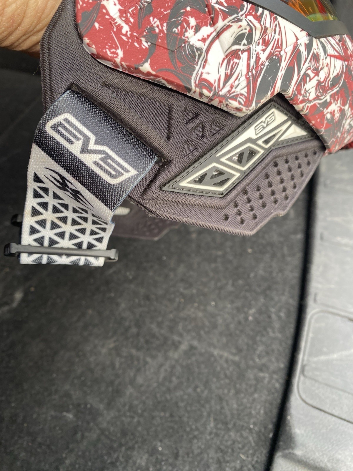 Empire EVS Paintball Mask - Gold & red lens