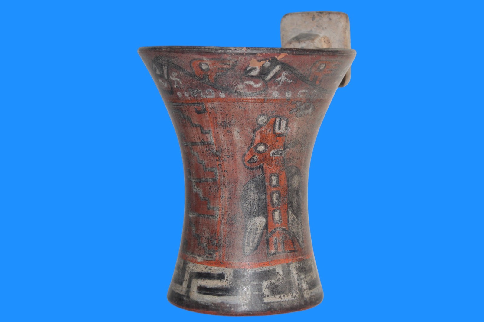 Museum Replica of a Pre Columbian Artifact Peru Big Tiahuanaco Condor Beaker B09